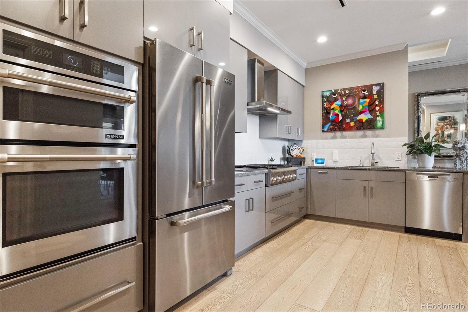 7600 Landmark Way Unit: 906-2