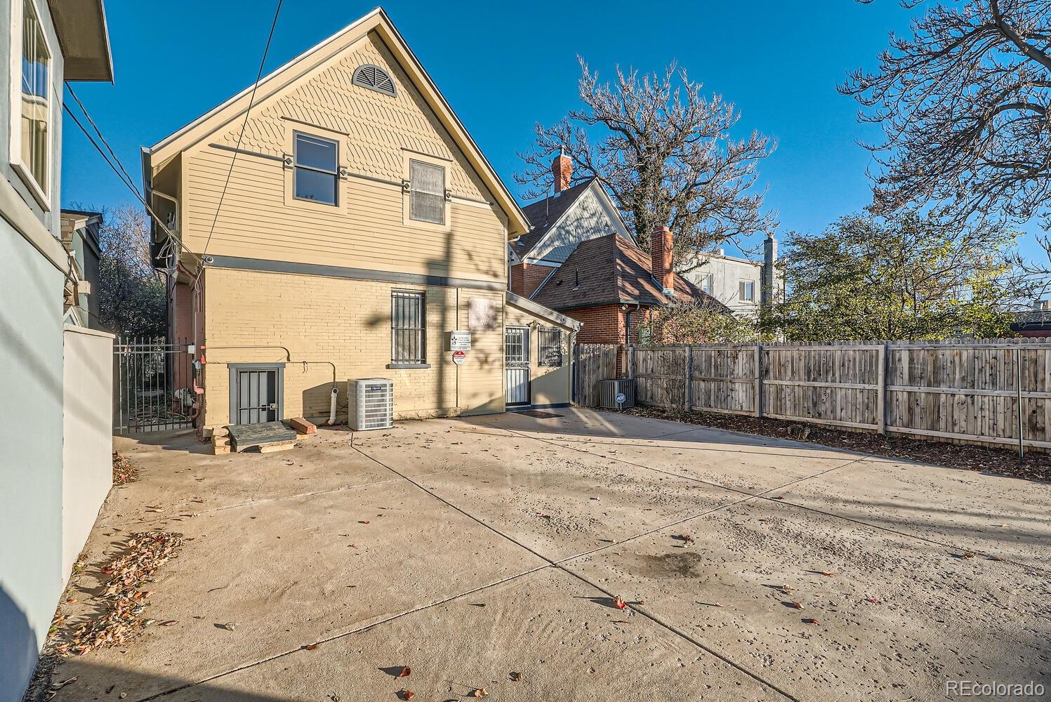 281 S Pearl Street