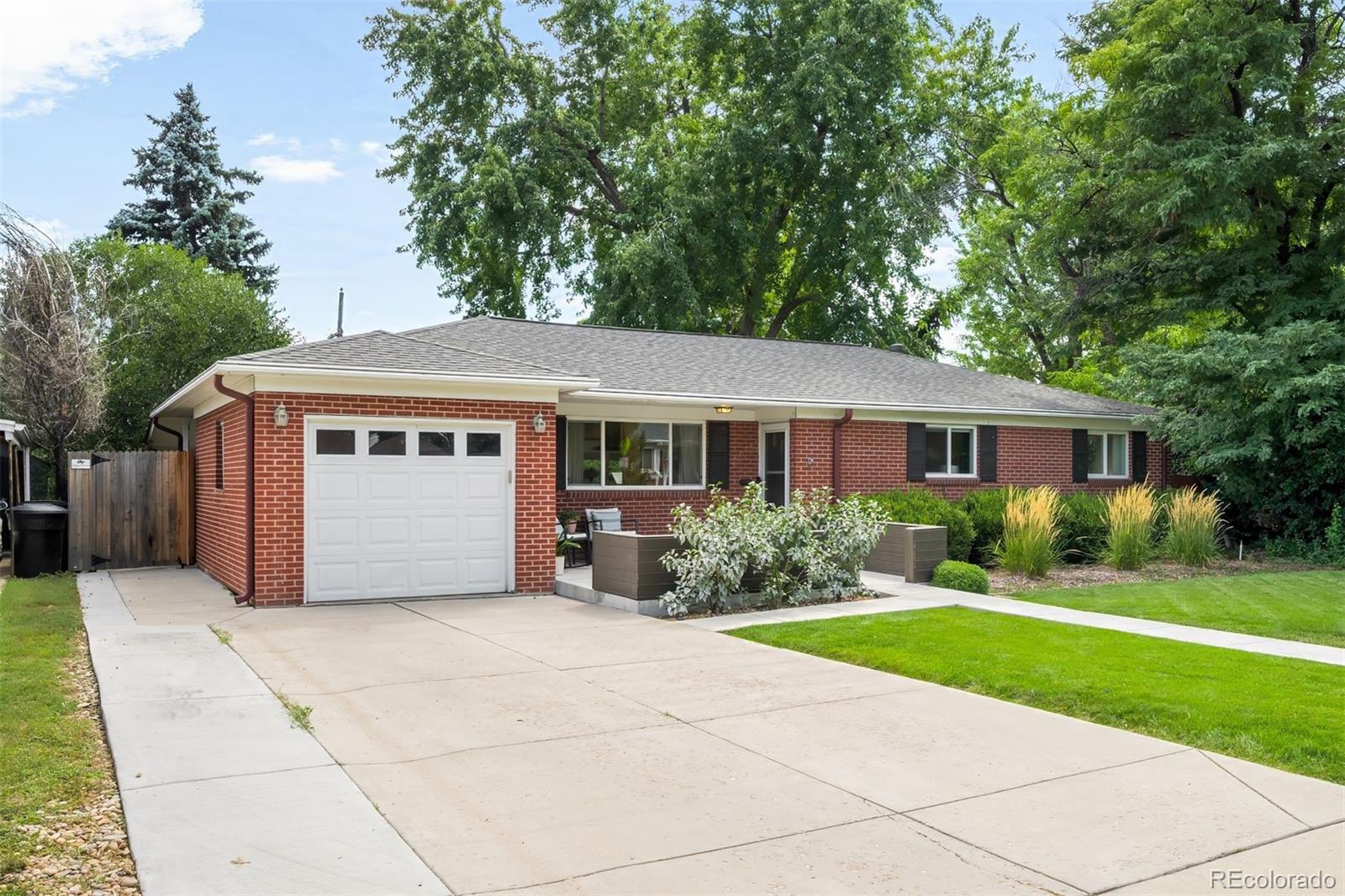 5480 E Jewell Avenue