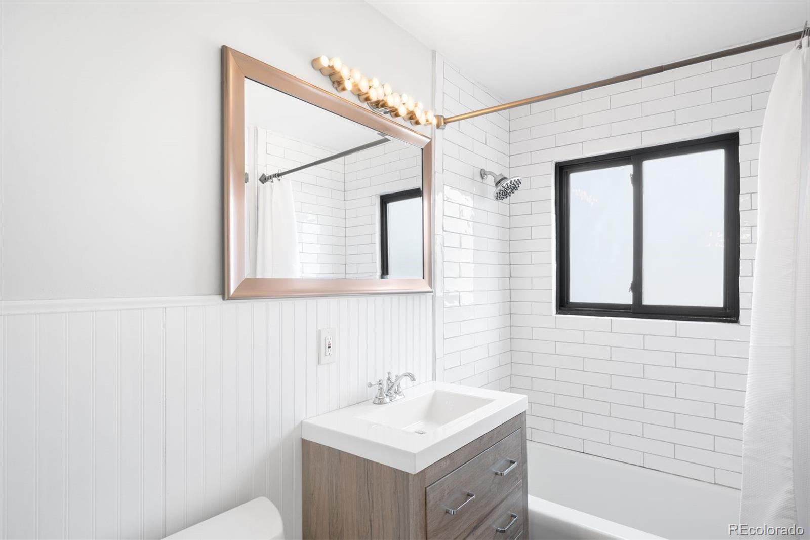 4190 Lowell Boulevard