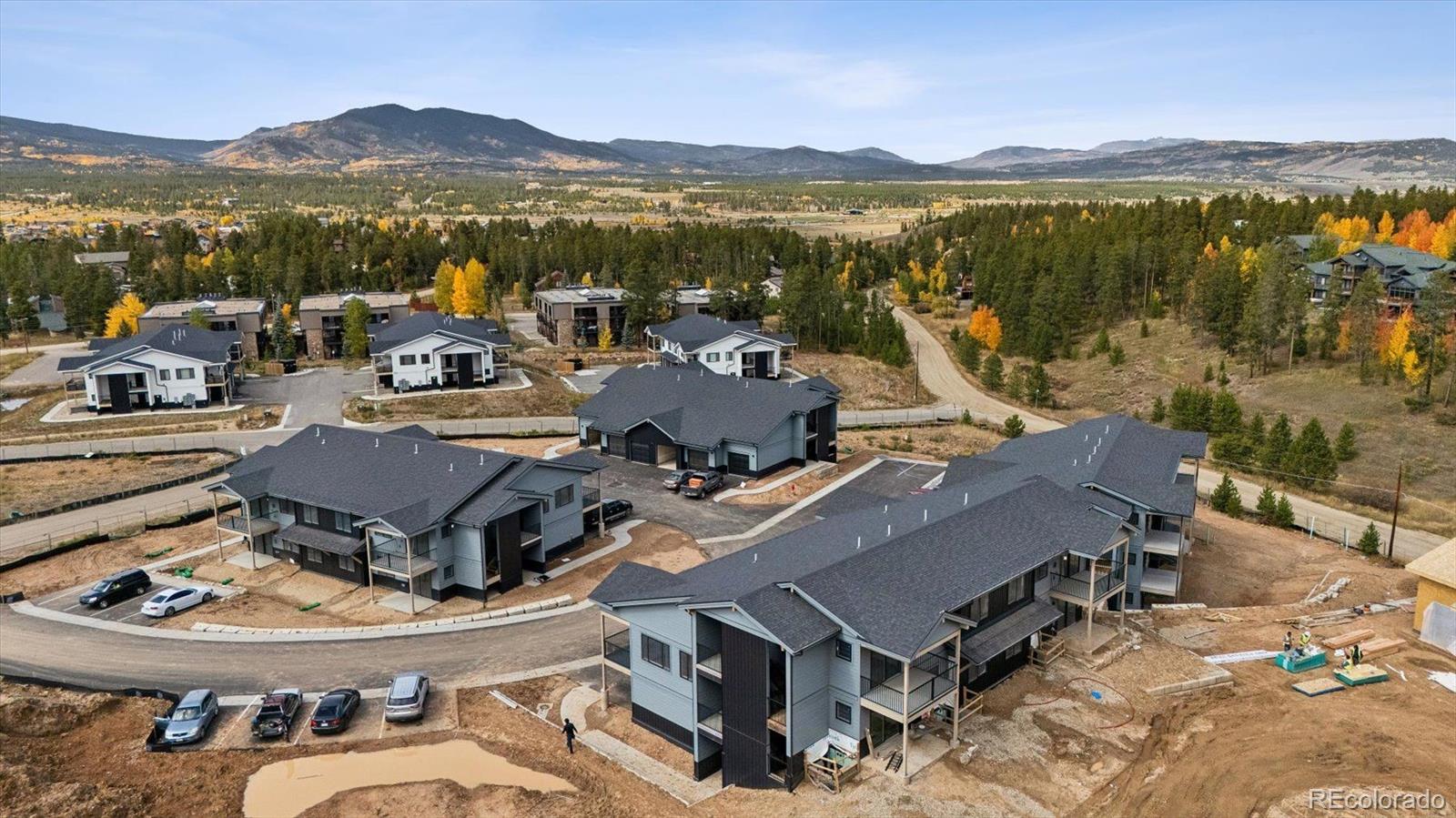 360 Sterling Loop Unit: 2