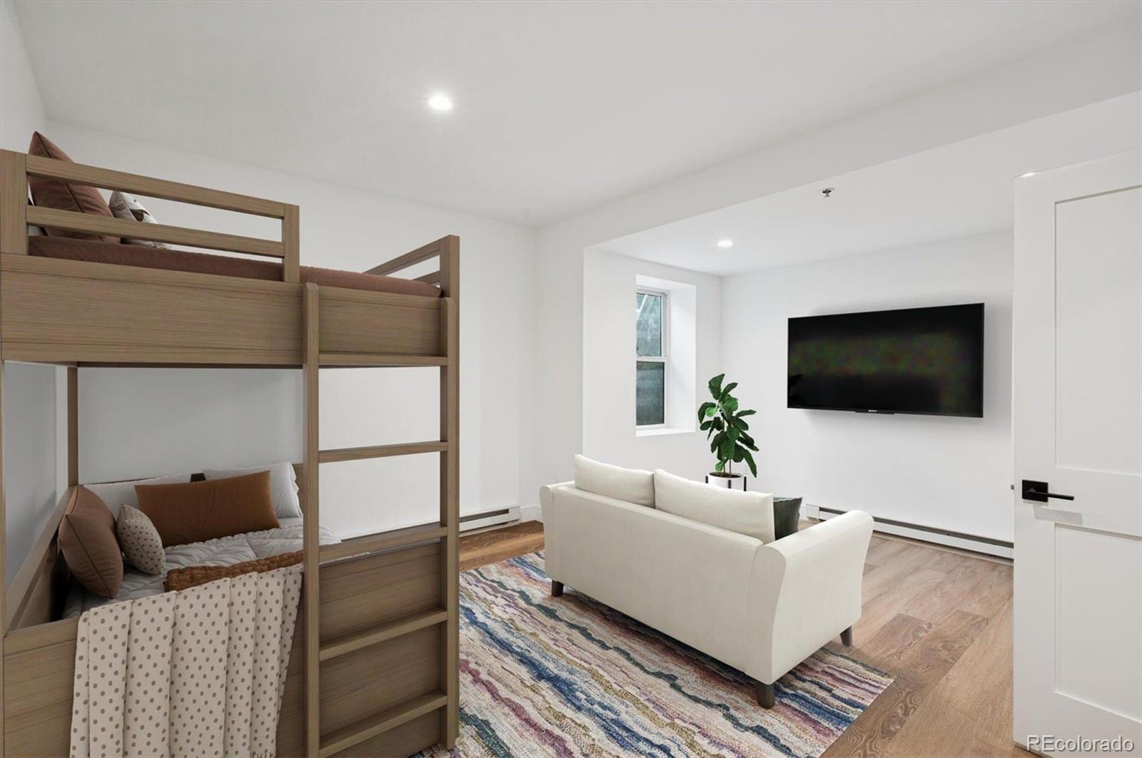 360 Sterling Loop Unit: 2