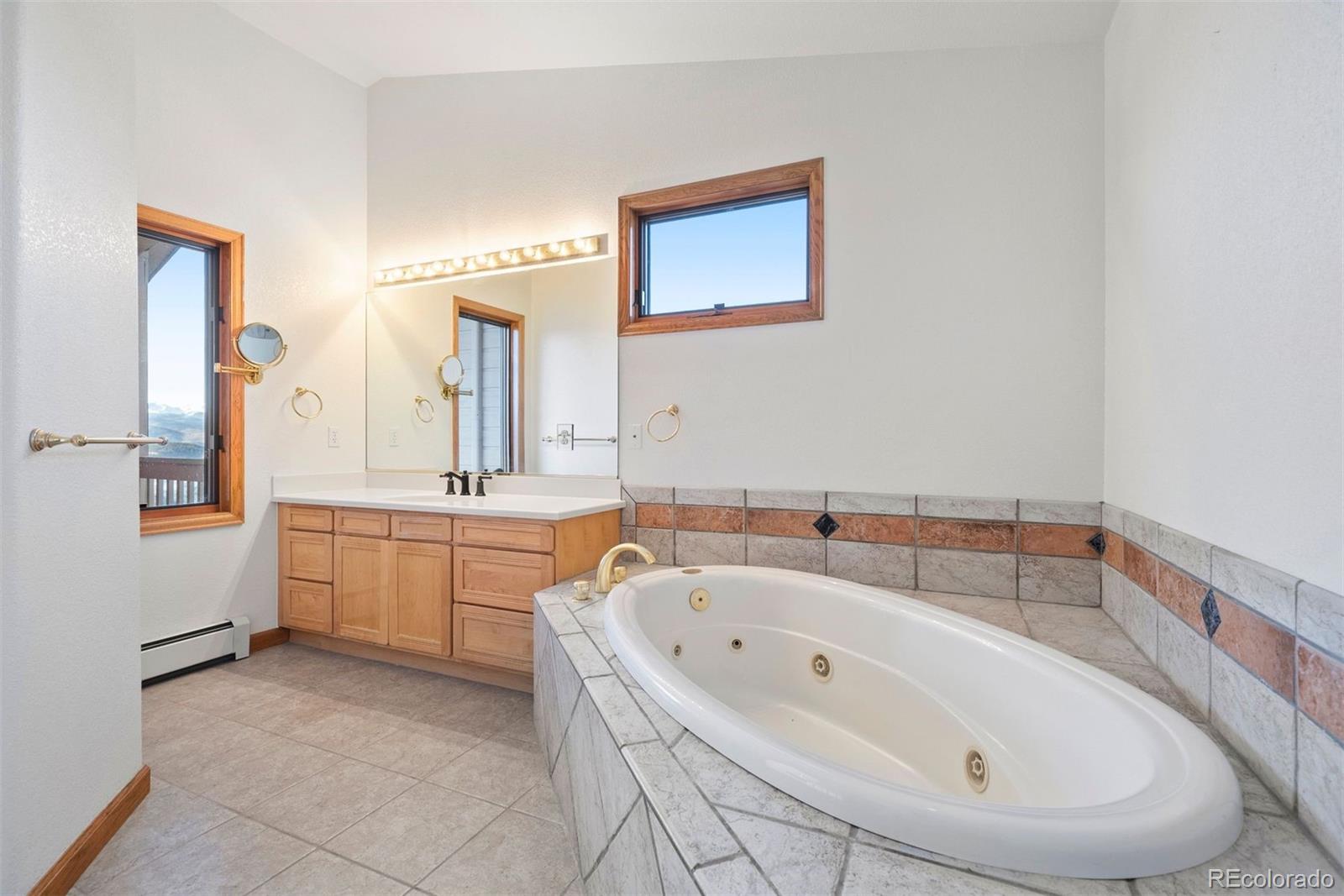 29011 Upper Moss Rock Road