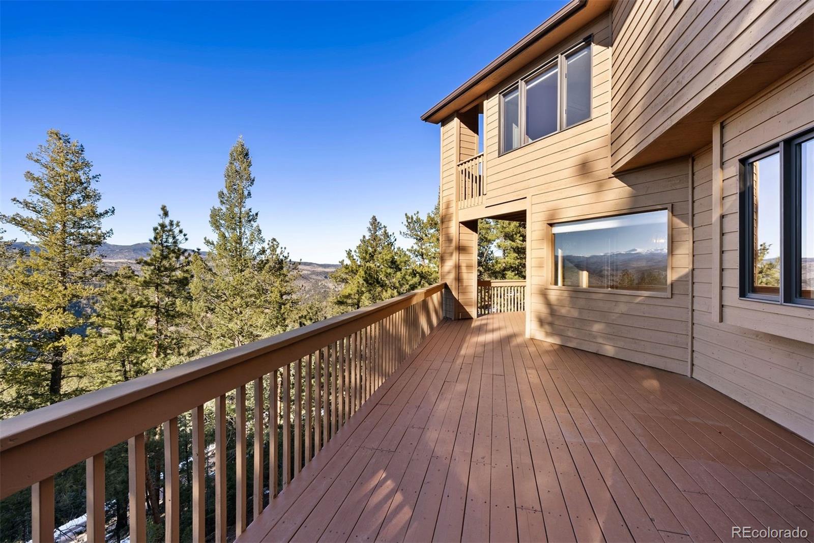 29011 Upper Moss Rock Road