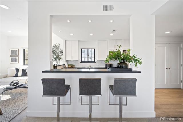 345 Fillmore Street Unit: 305