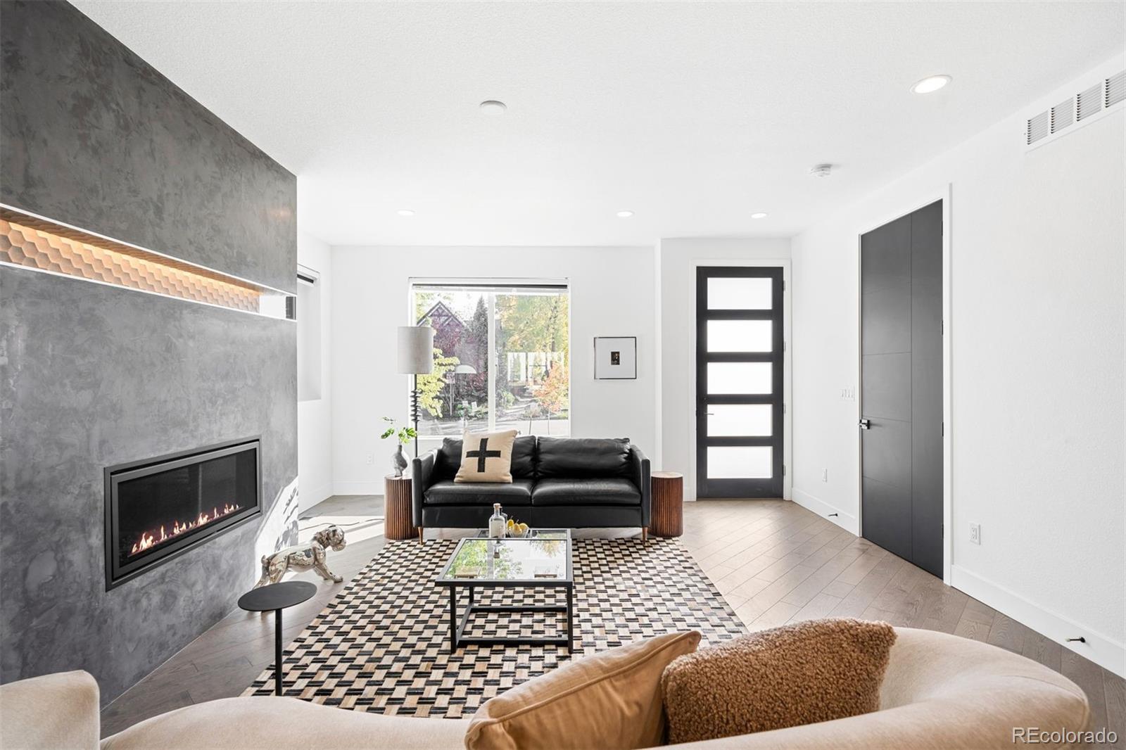 3167 W 26th Avenue