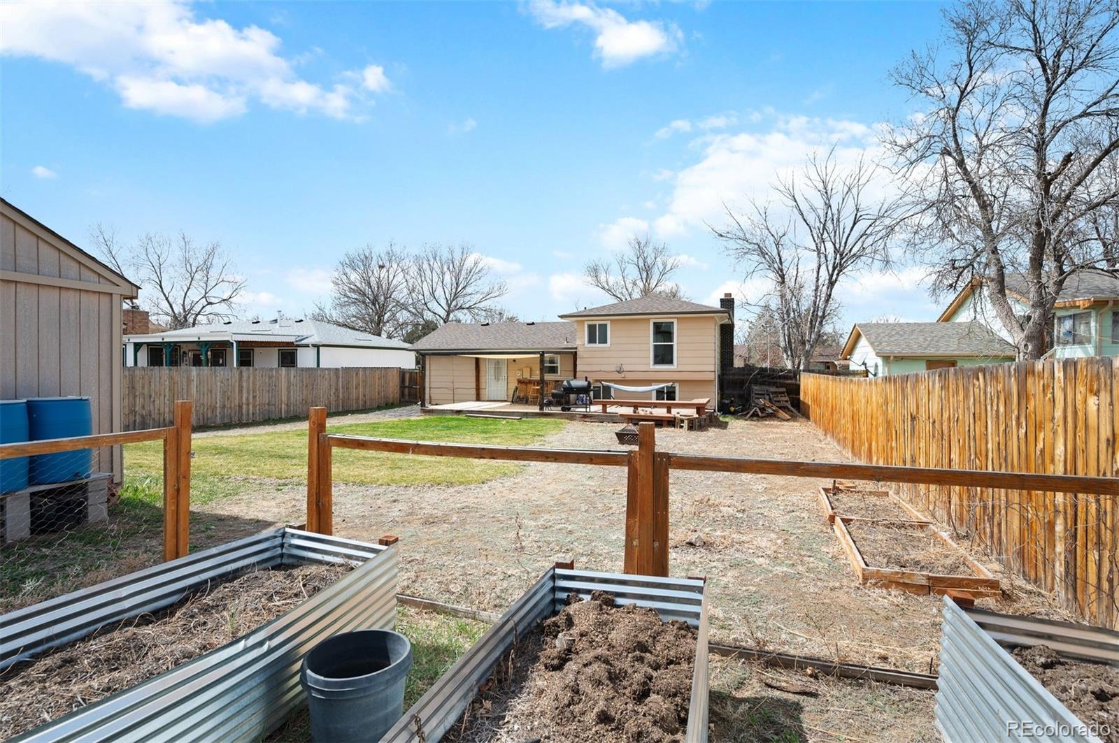 1052 Lewiston Street