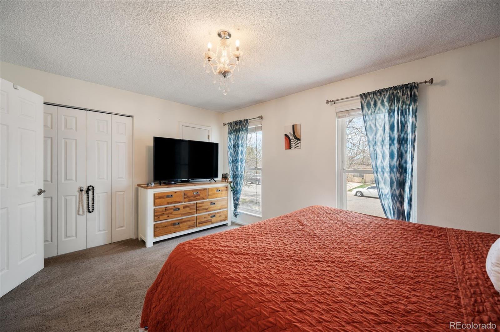 1052 Lewiston Street