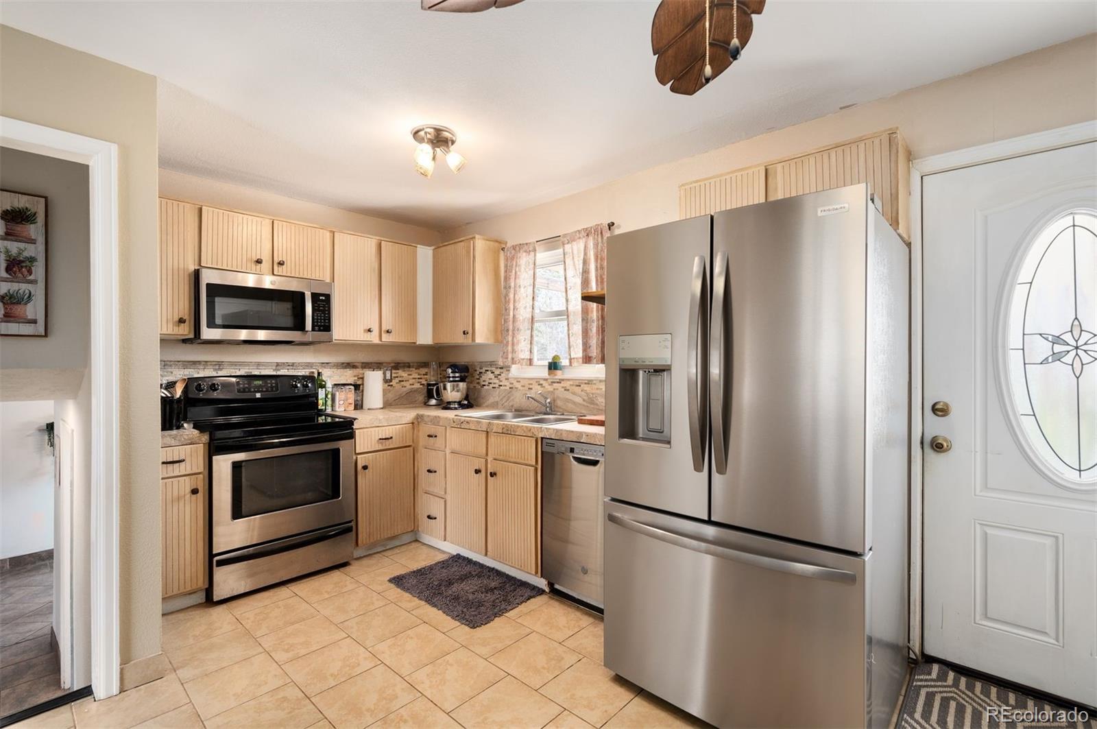 1052 Lewiston Street