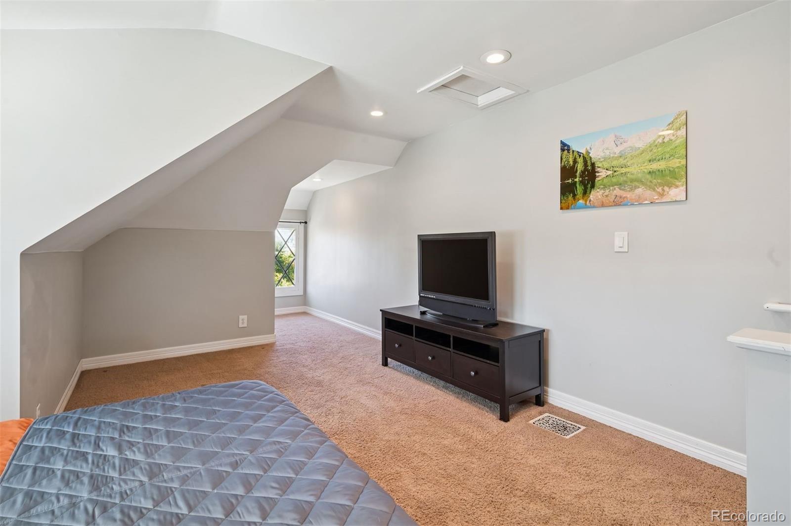 2218 N Gilpin Street