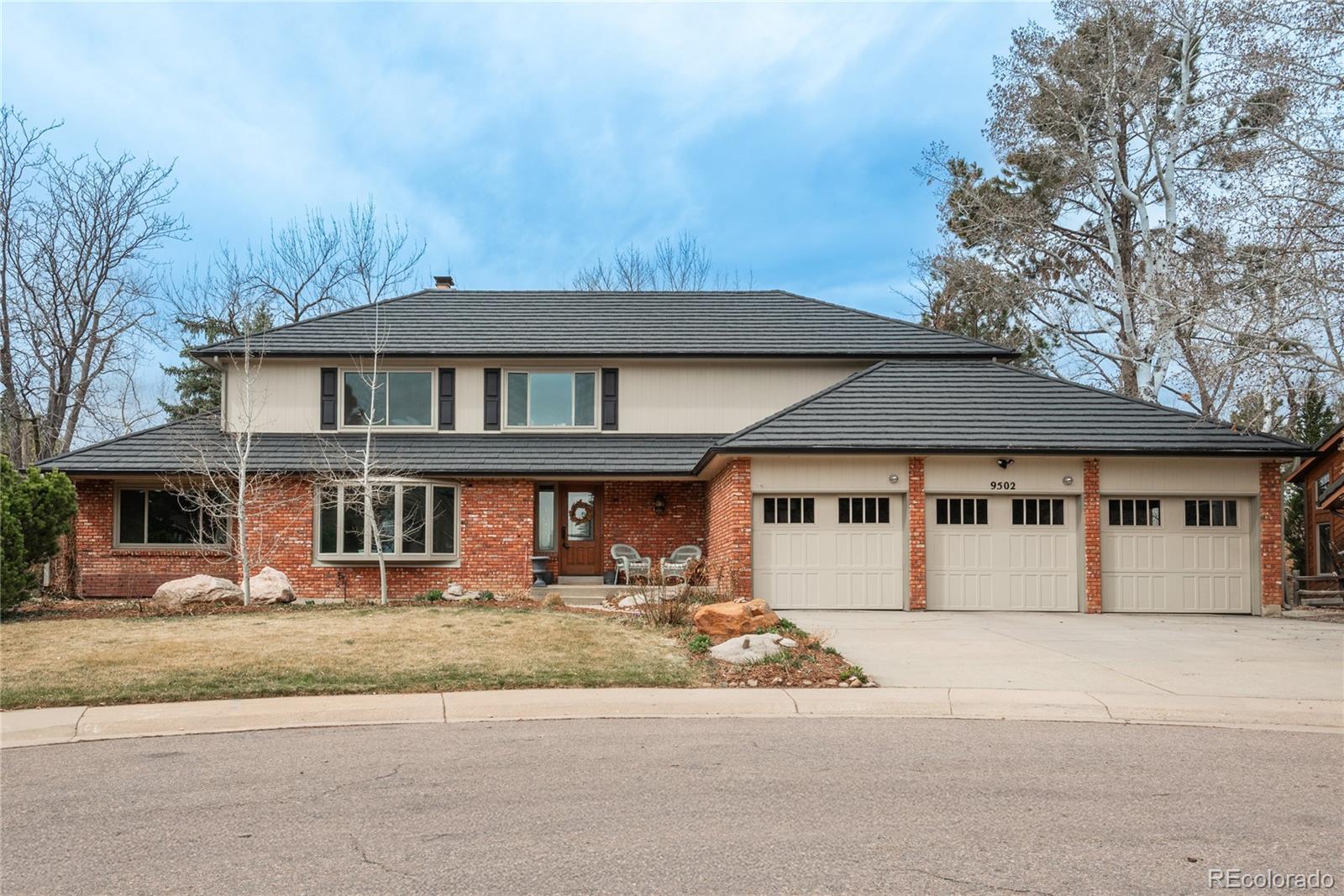9502 E Lake Circle