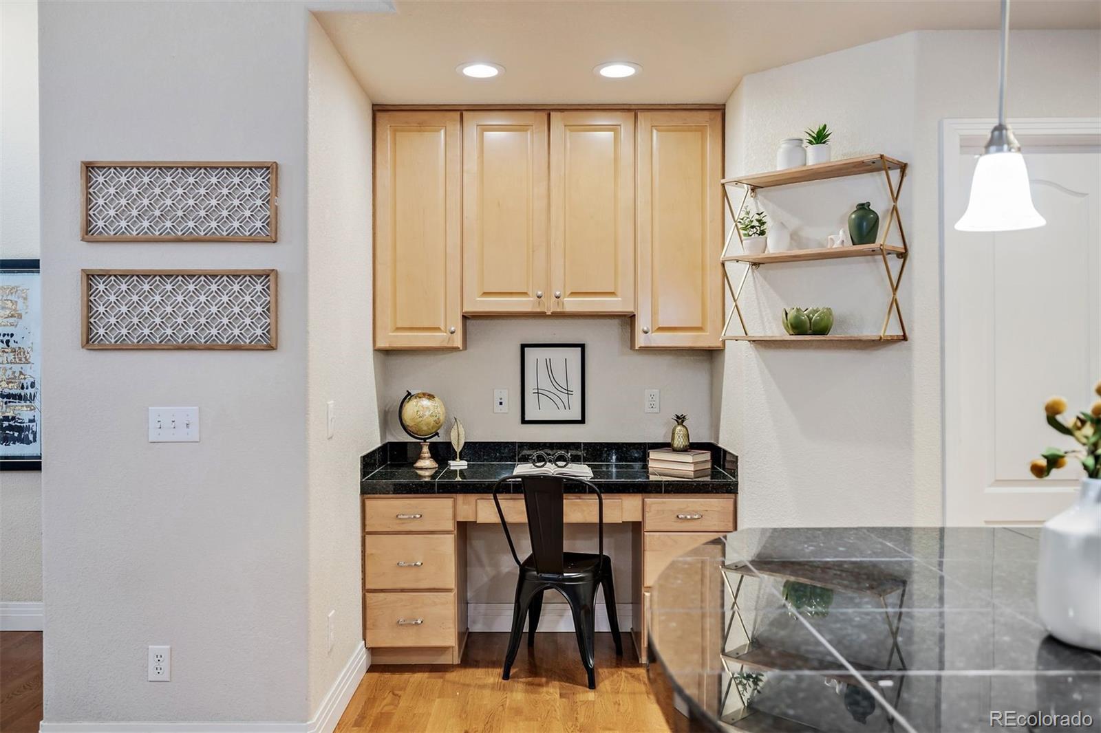 239 Quebec Street Unit: E