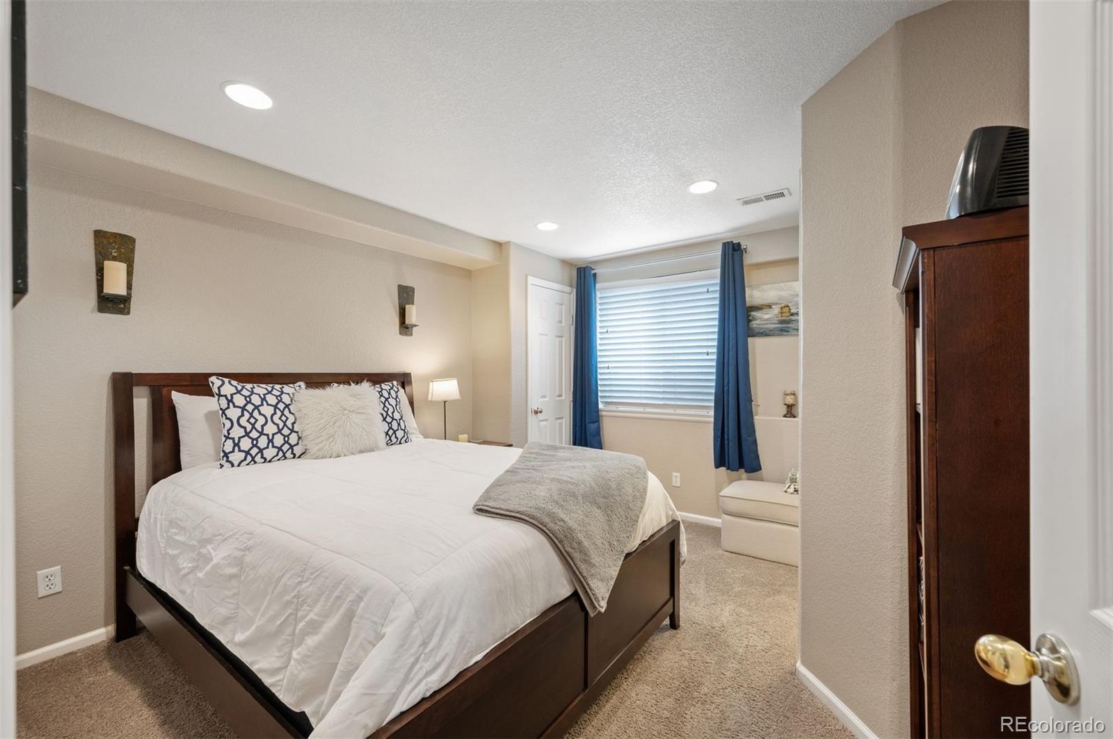 9024 Sanderling Way