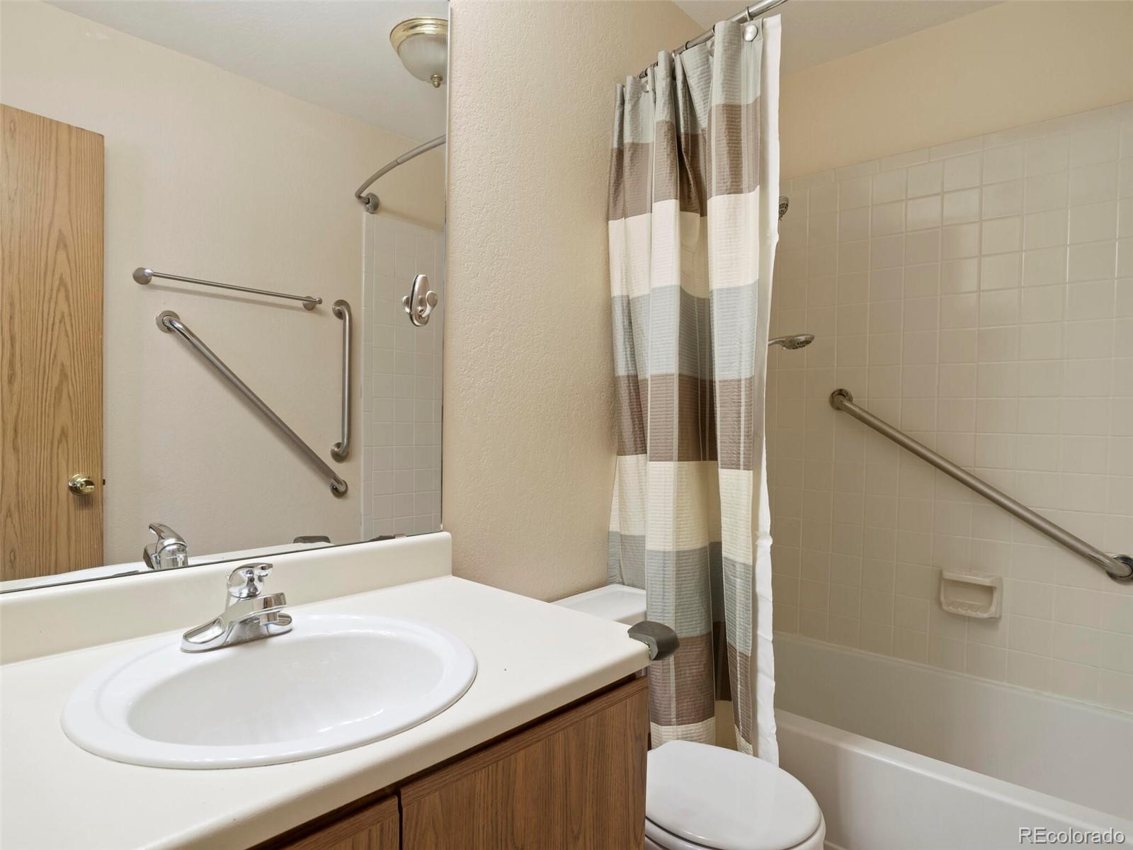2696 E Otero Place Unit: 1
