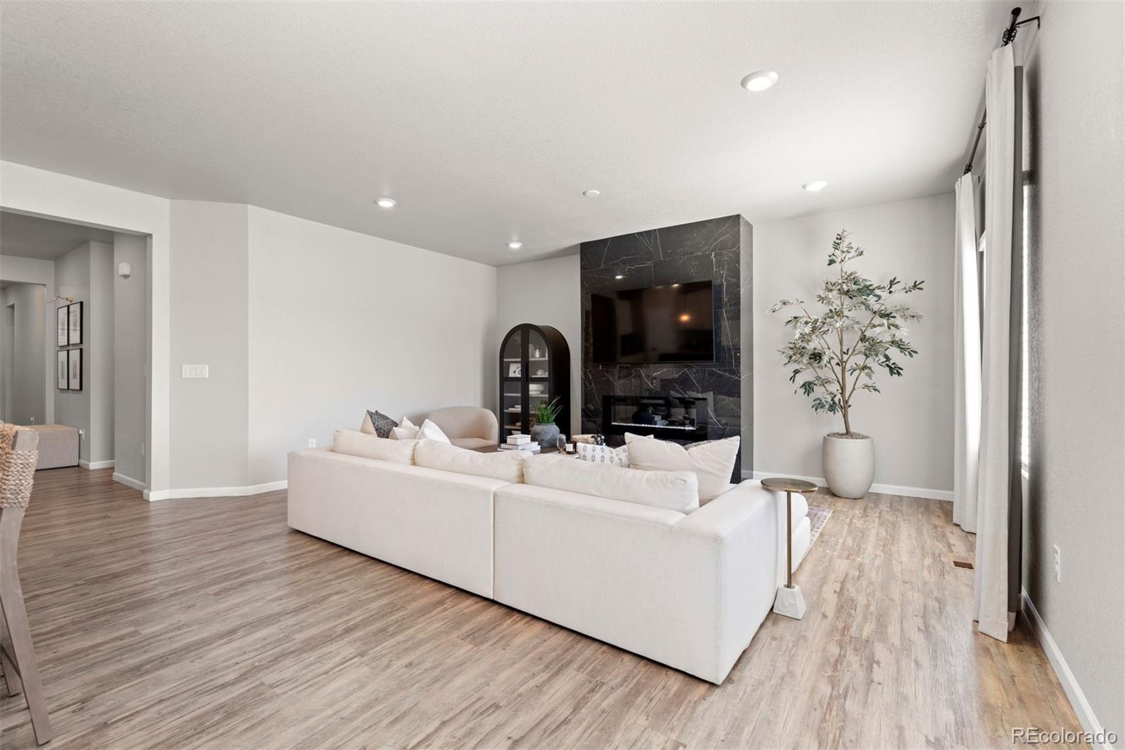 5350 Trails Edge Lane