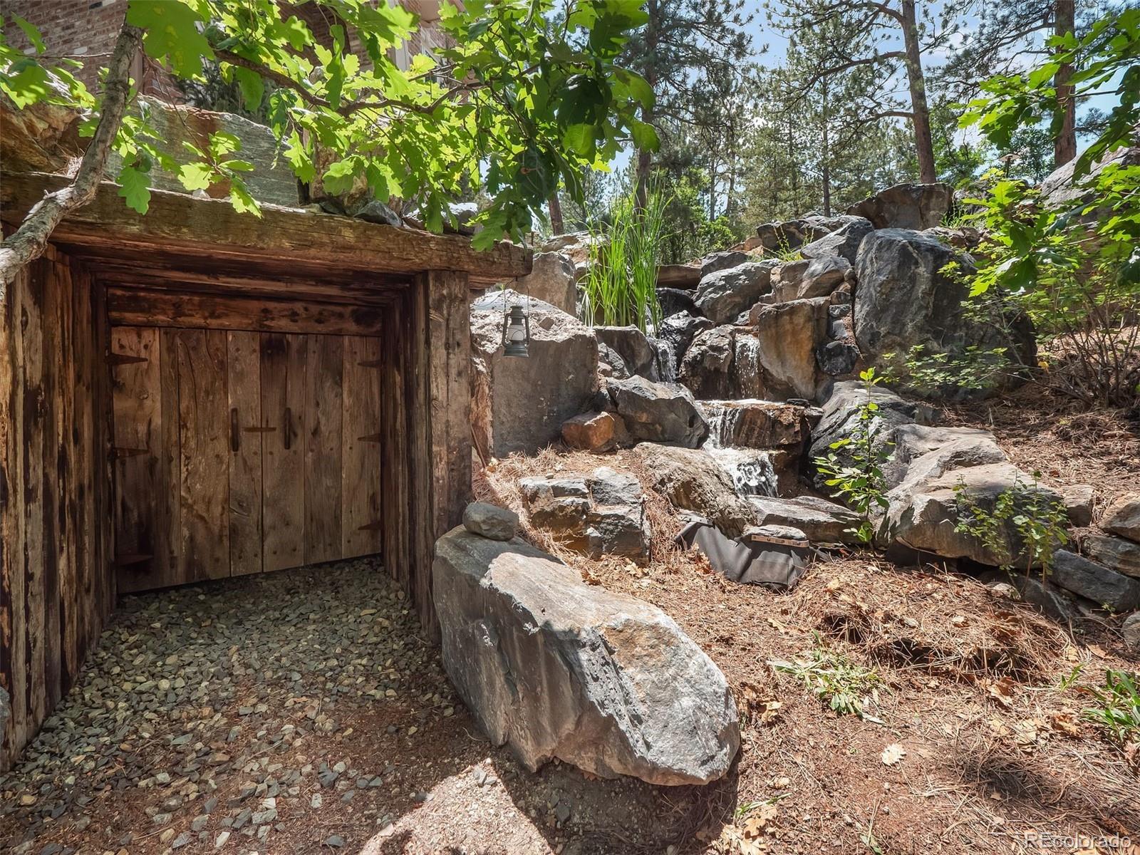 202 Saratoga Vein Court