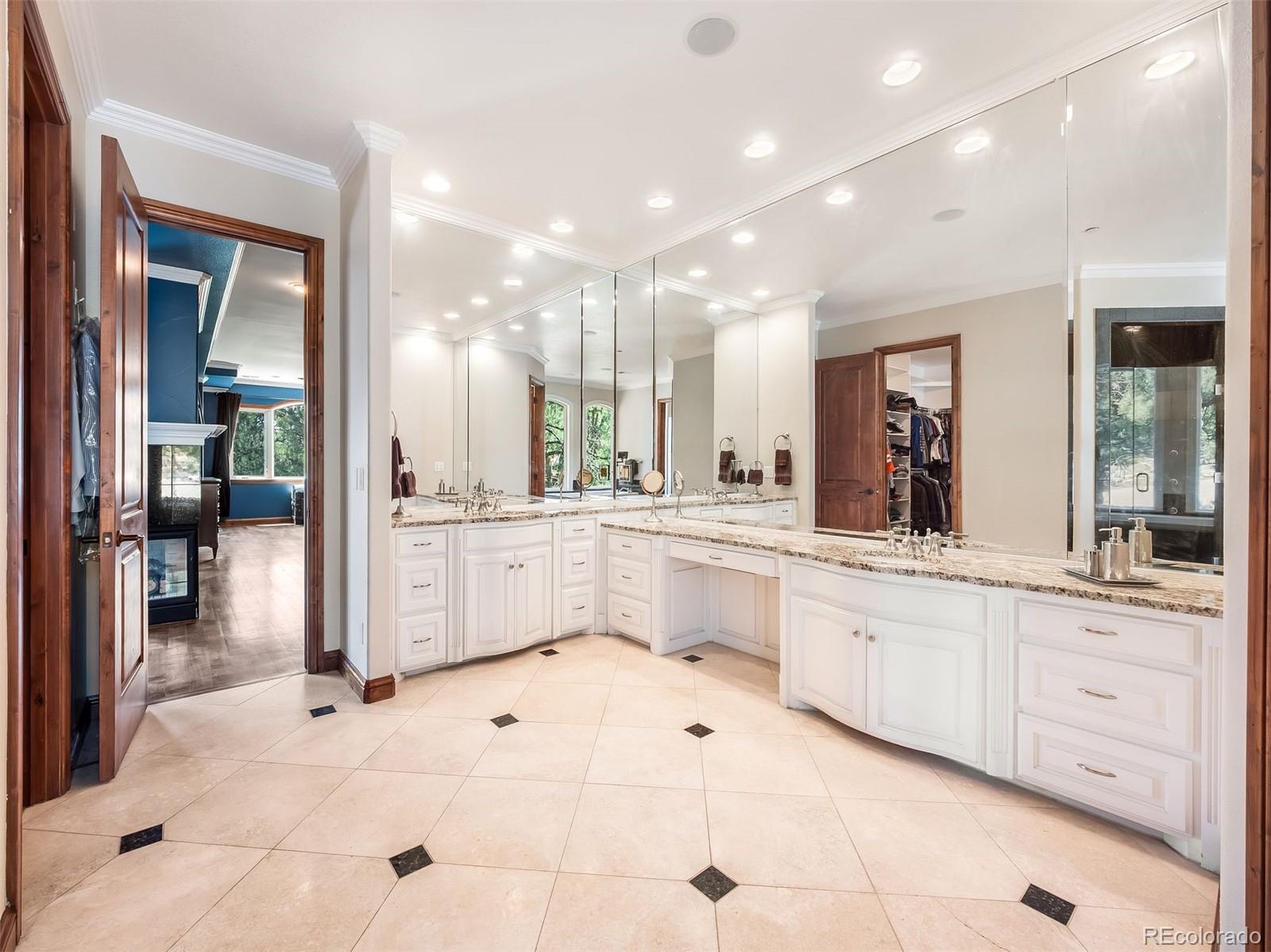 202 Saratoga Vein Court