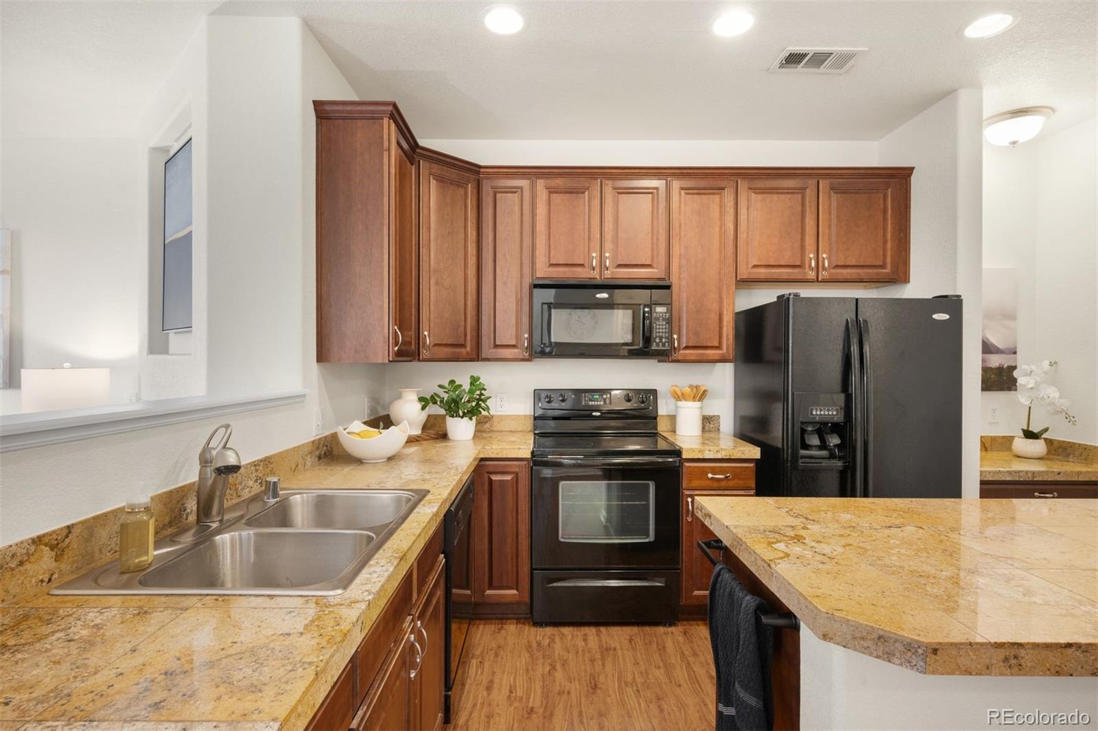 3652 S Perth Circle Unit: 102