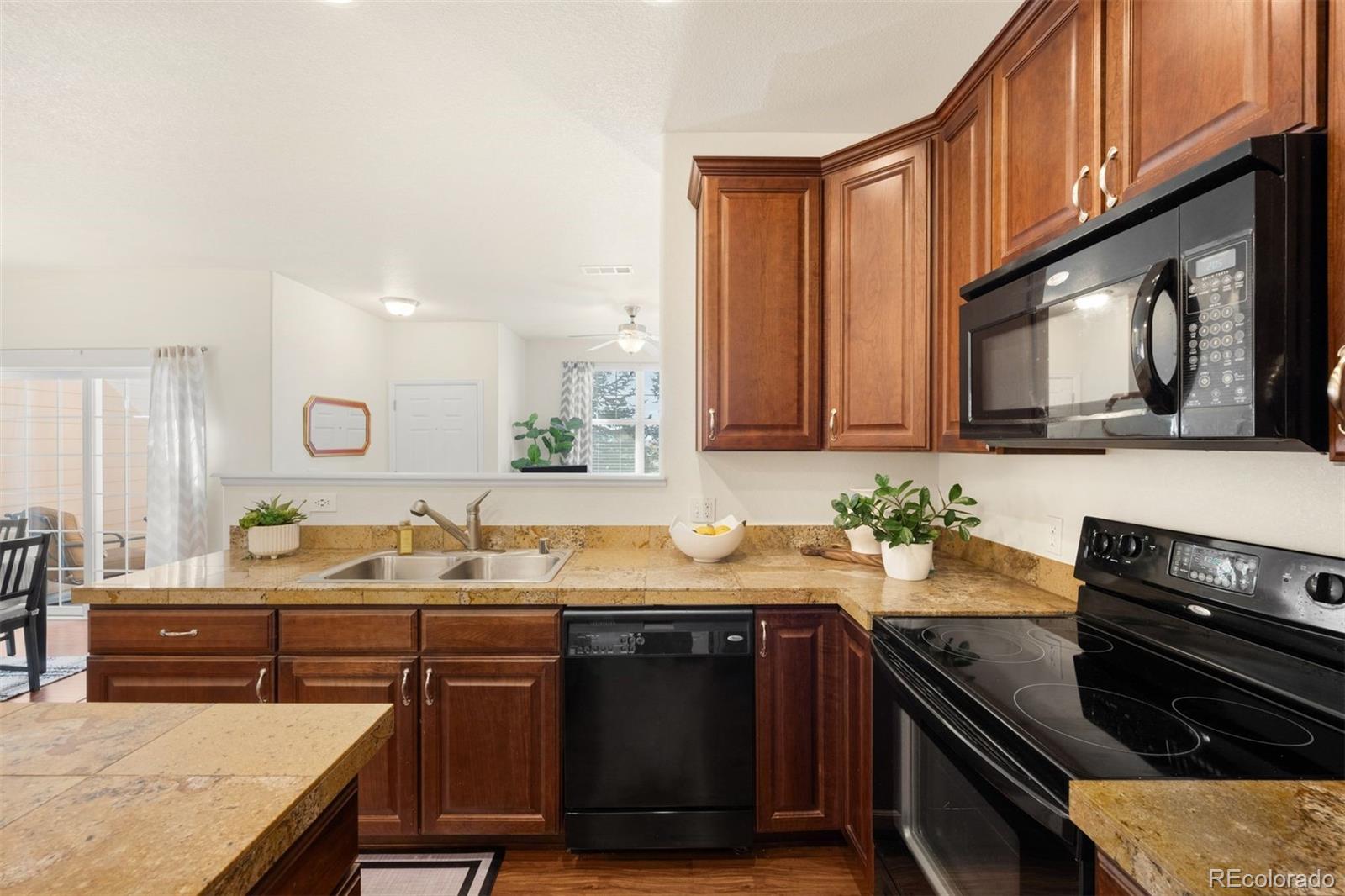 3652 S Perth Circle Unit: 102