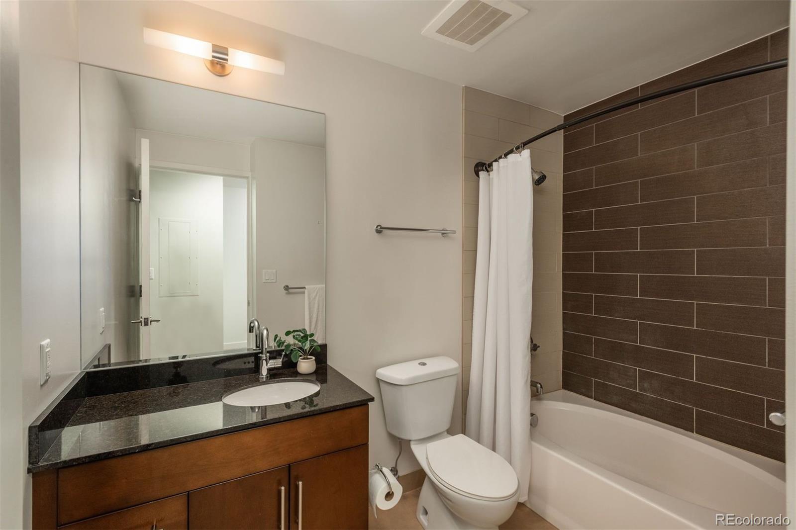 891 14th Street Unit: 1006