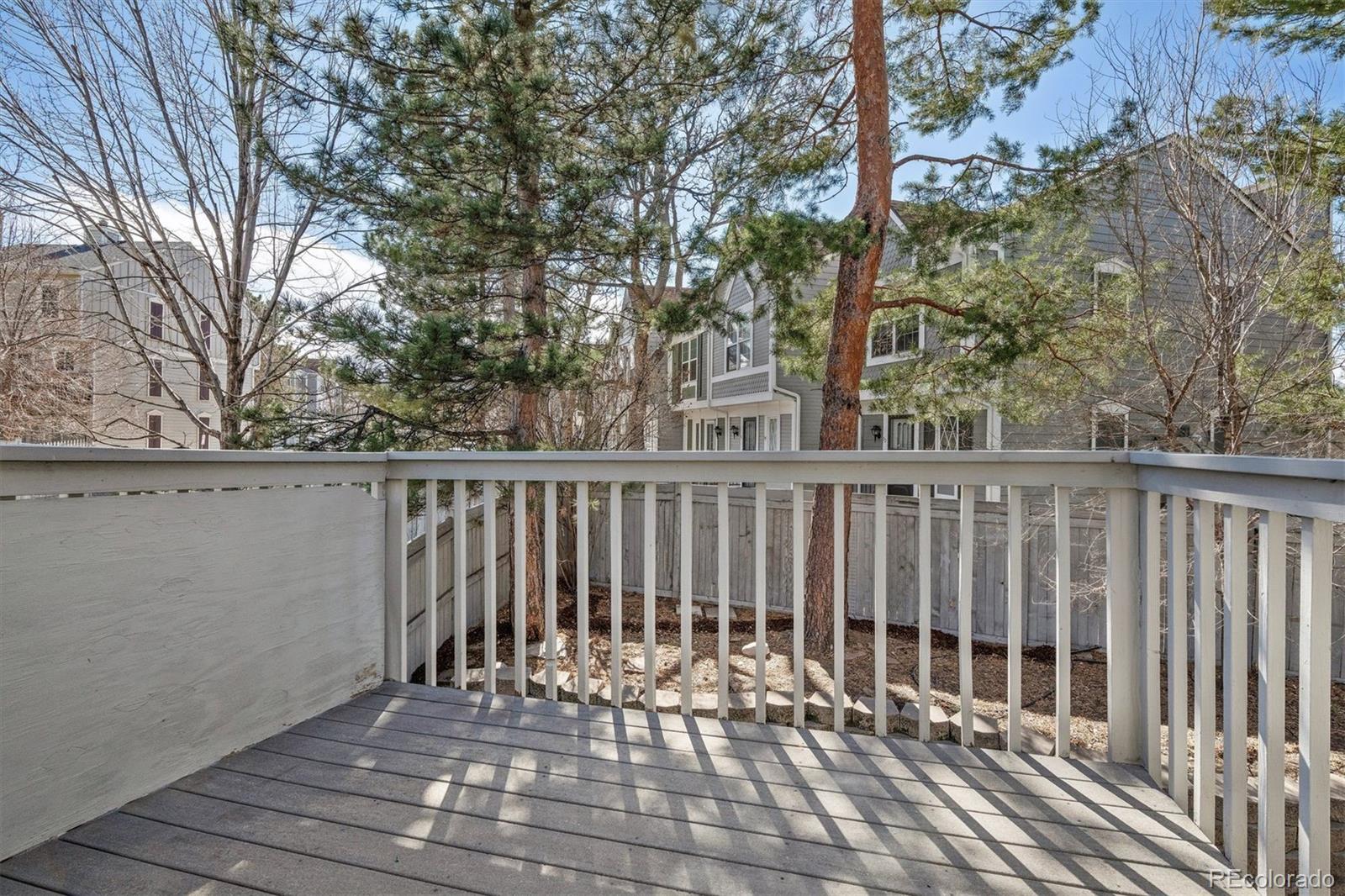 1655 S Syracuse Street