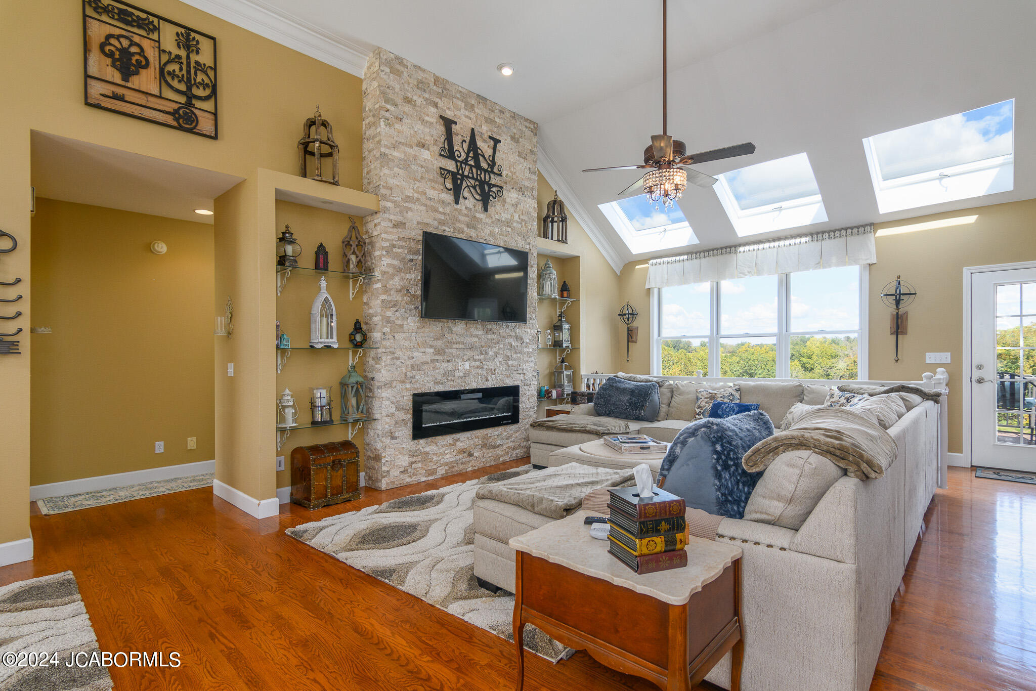 6420 PALMETTO POINT