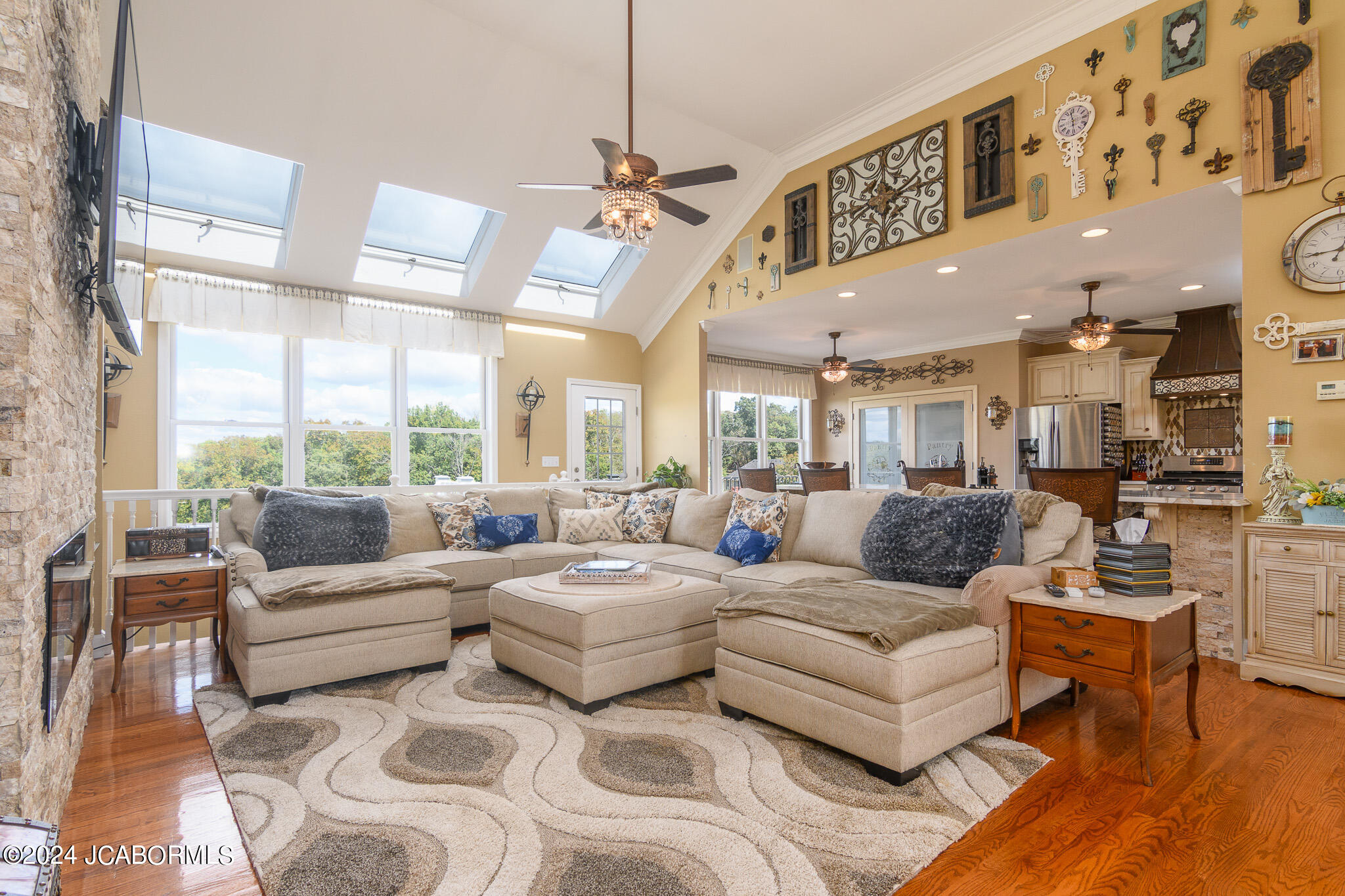 6420 PALMETTO POINT