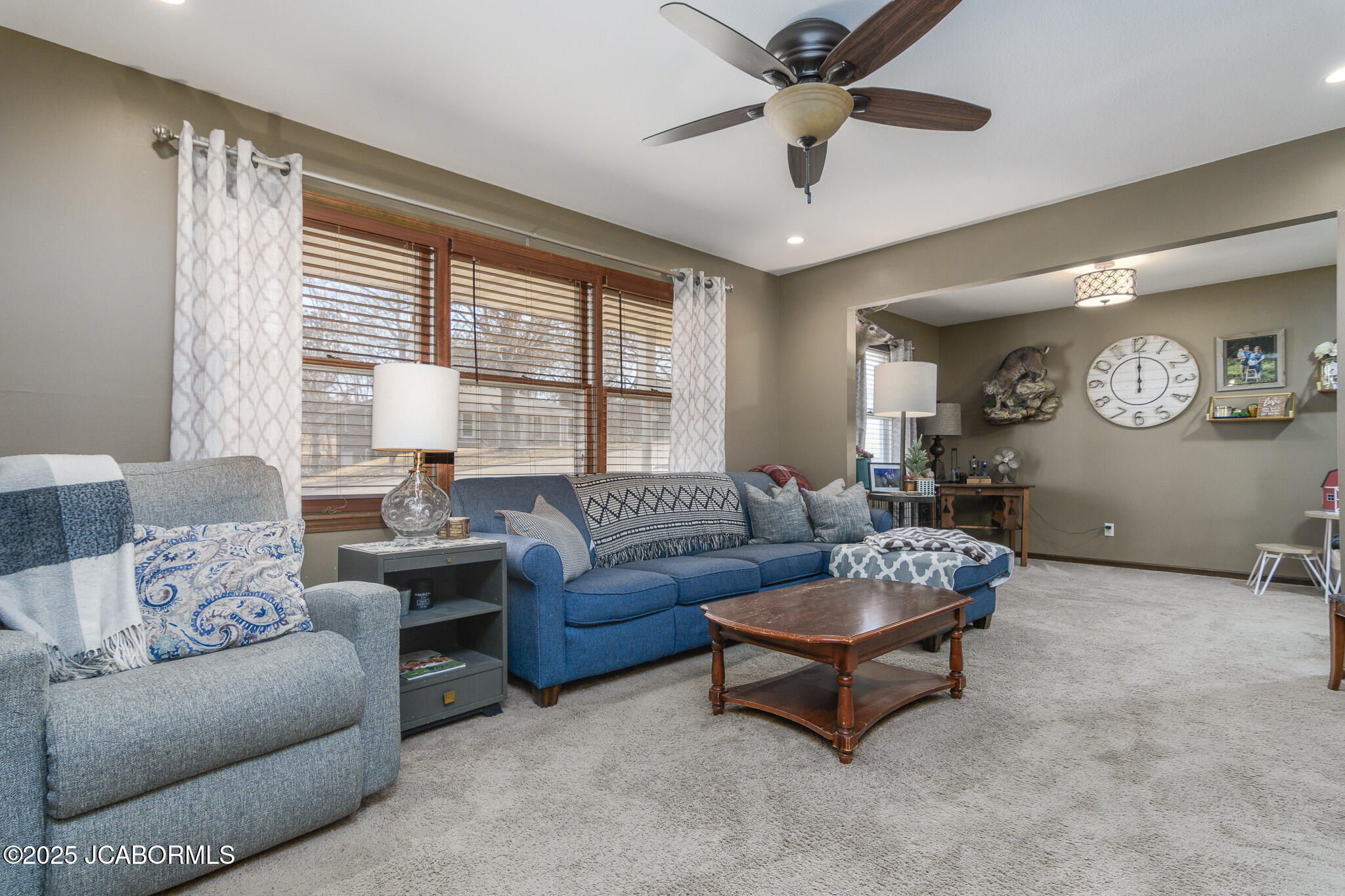 2418 SCENIC DRIVE