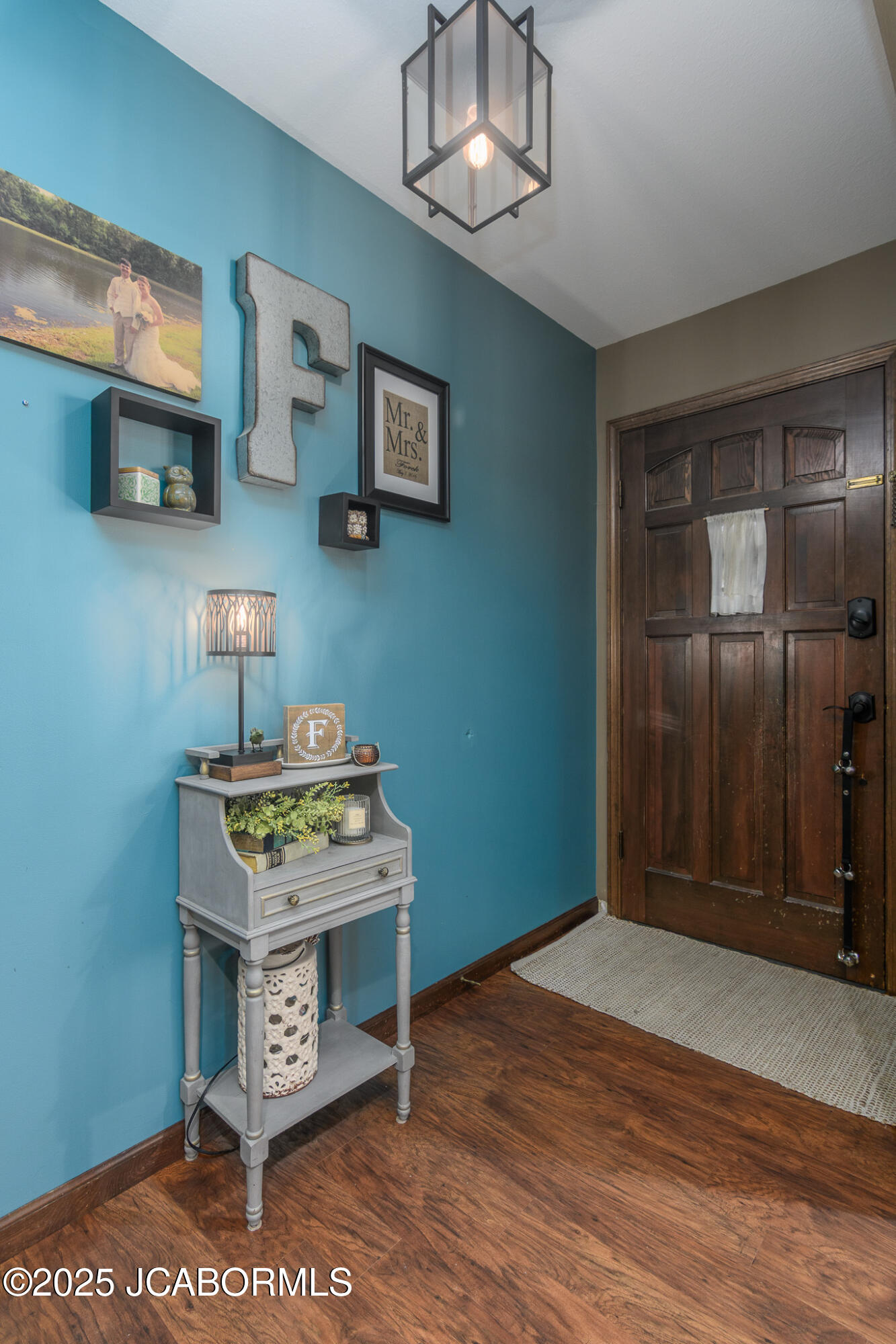 2418 SCENIC DRIVE