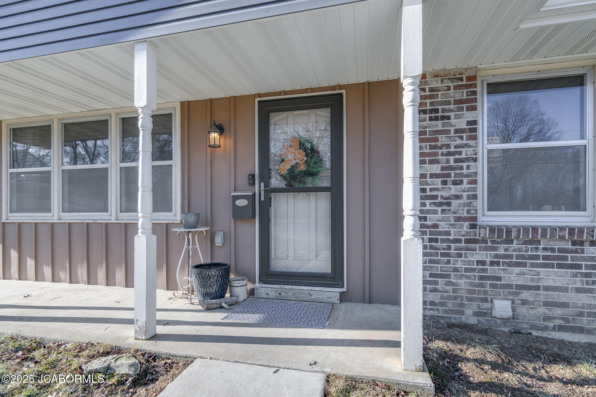 2418 SCENIC DRIVE