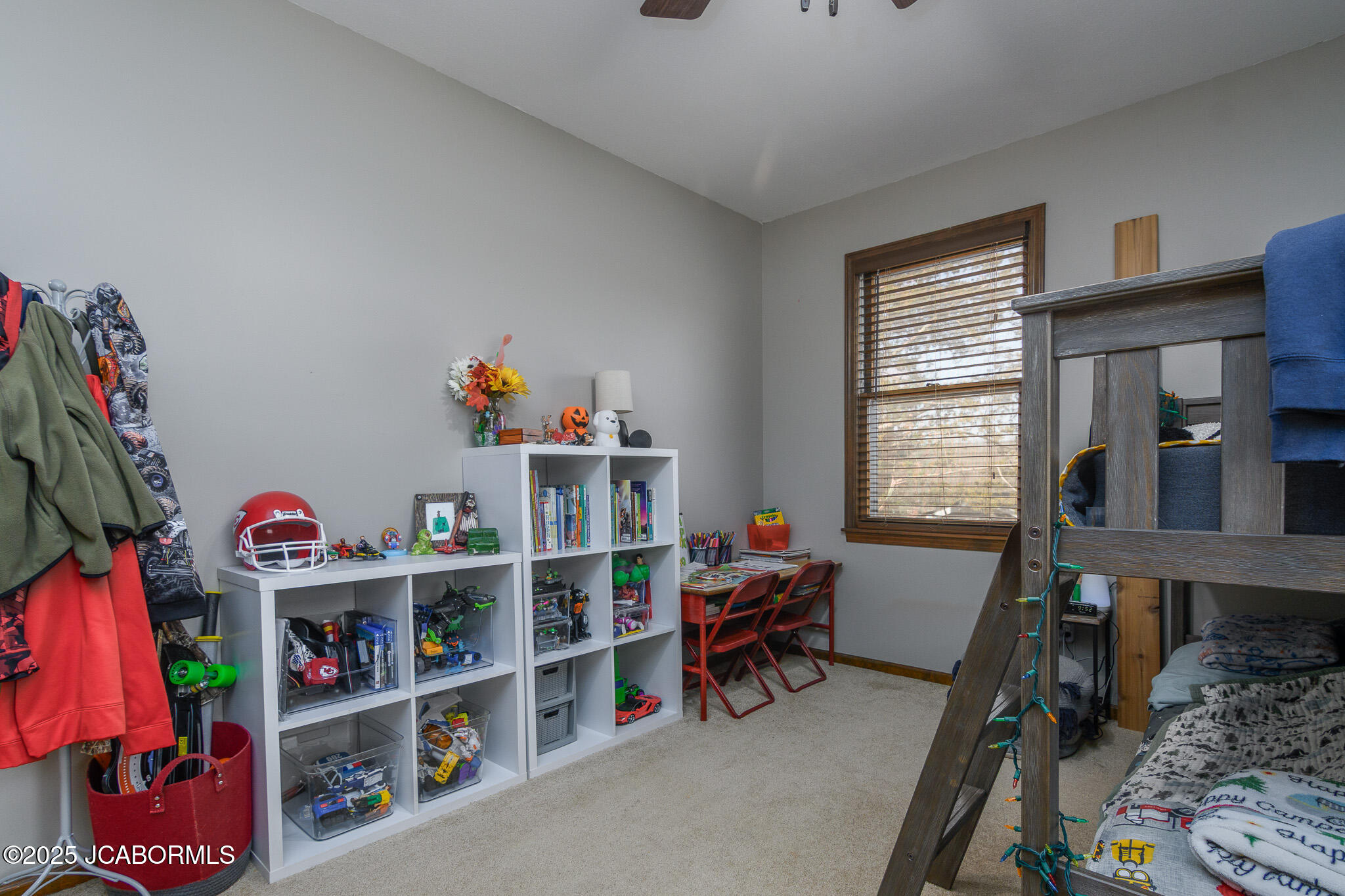 2418 SCENIC DRIVE