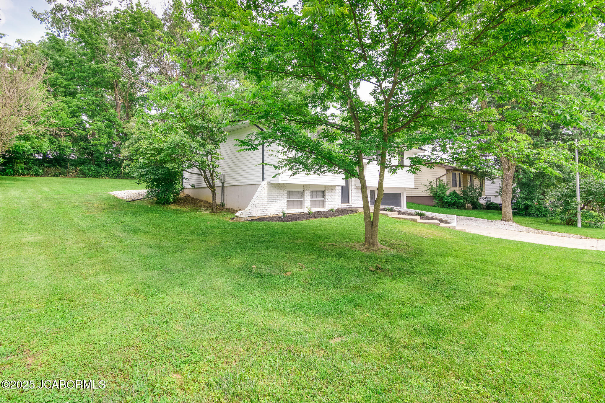137 W HAVEN DRIVE