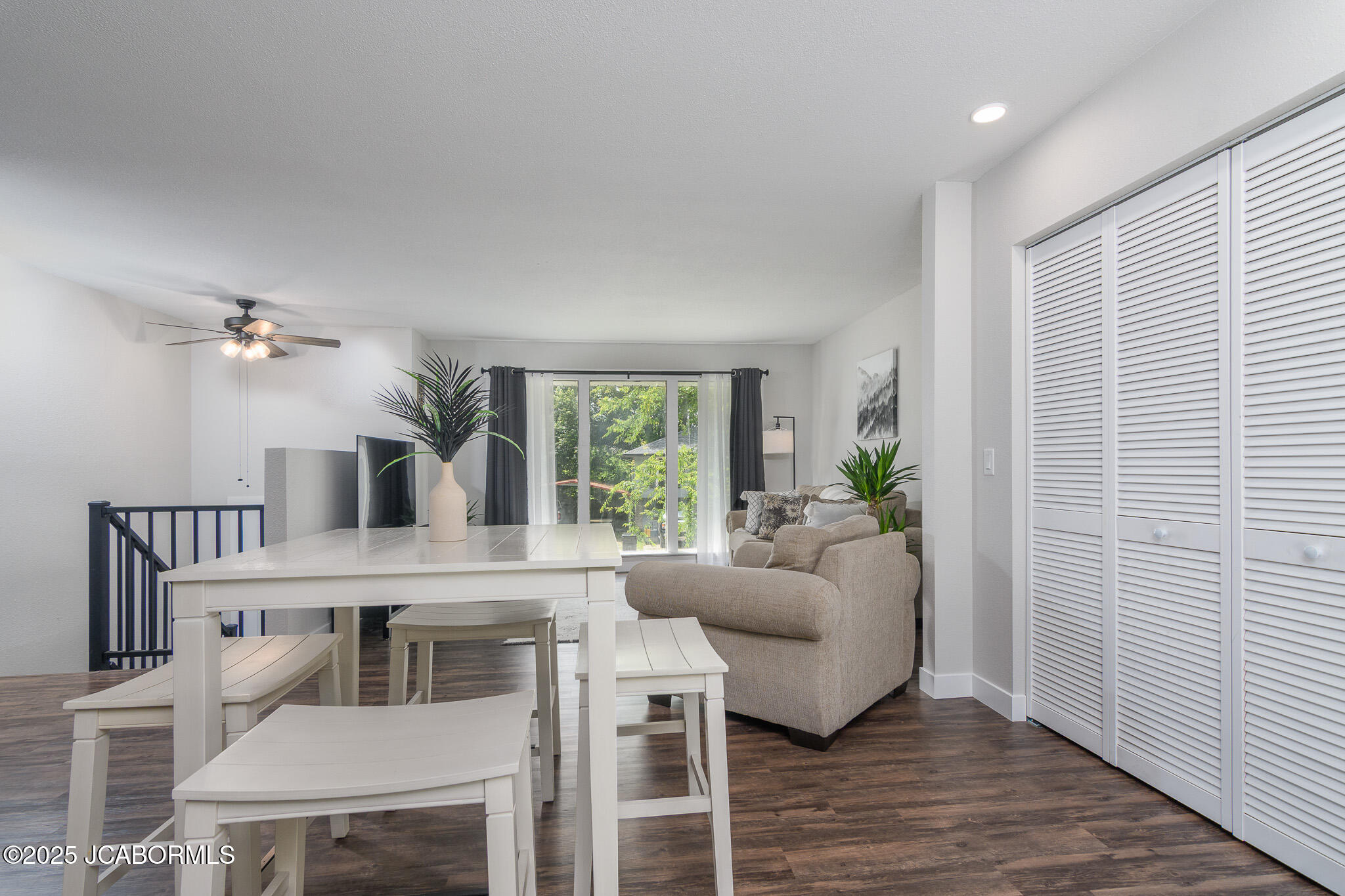 137 W HAVEN DRIVE