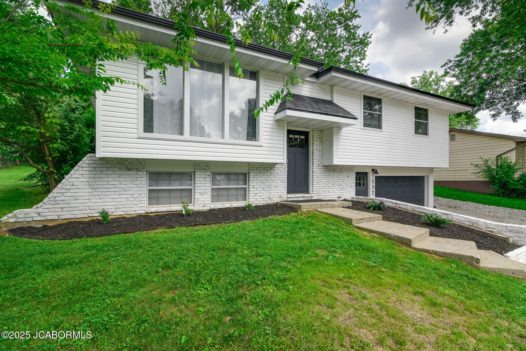 137 W HAVEN DRIVE