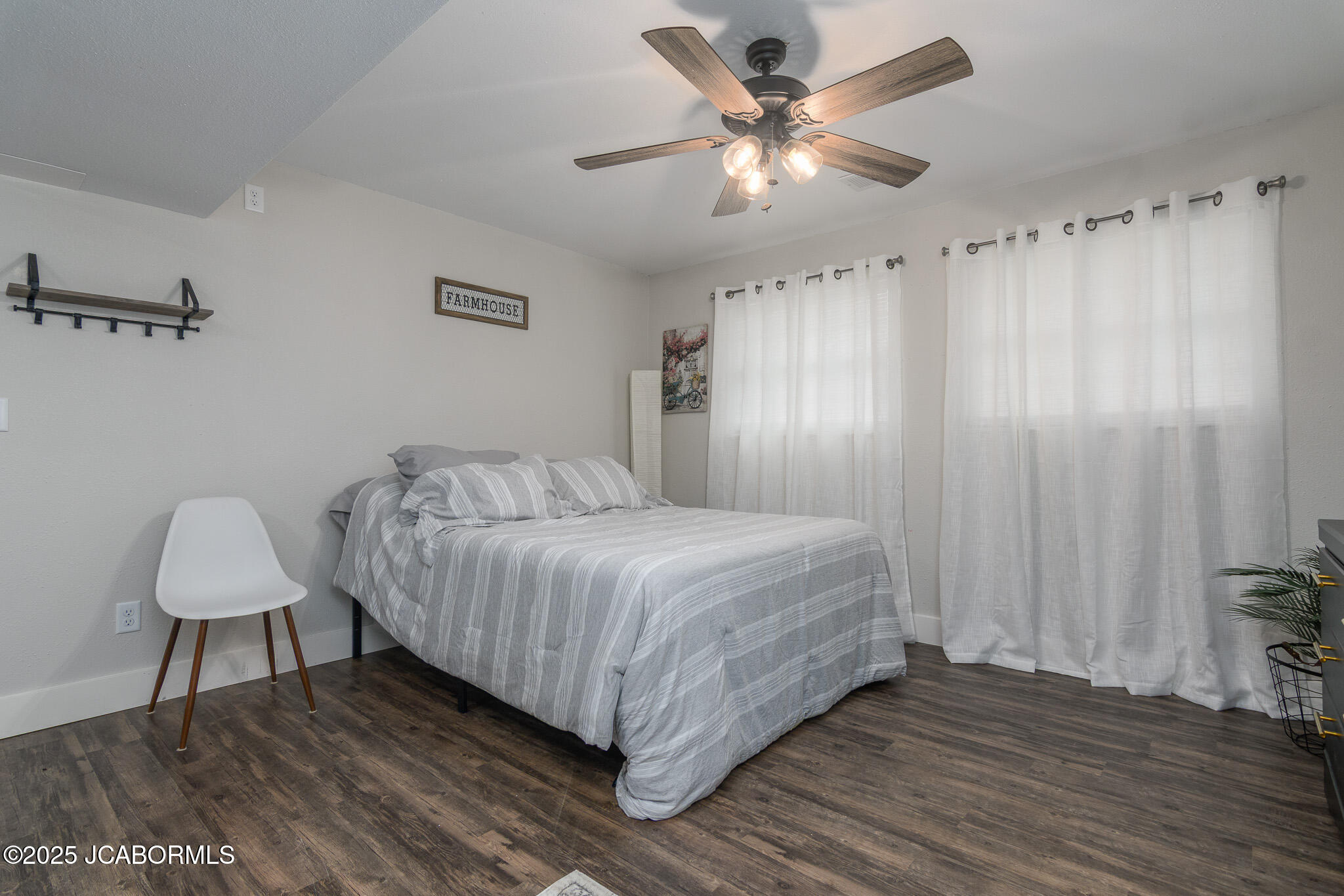 137 W HAVEN DRIVE
