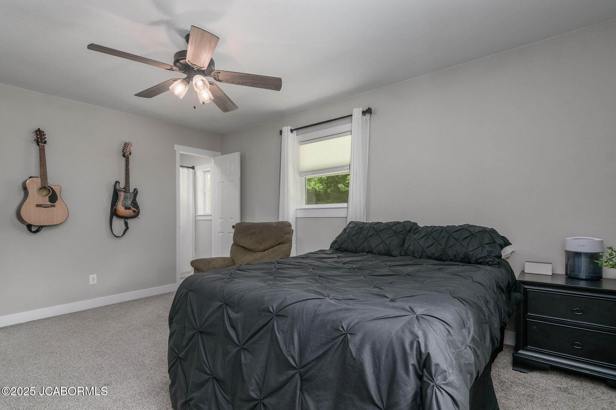 137 W HAVEN DRIVE