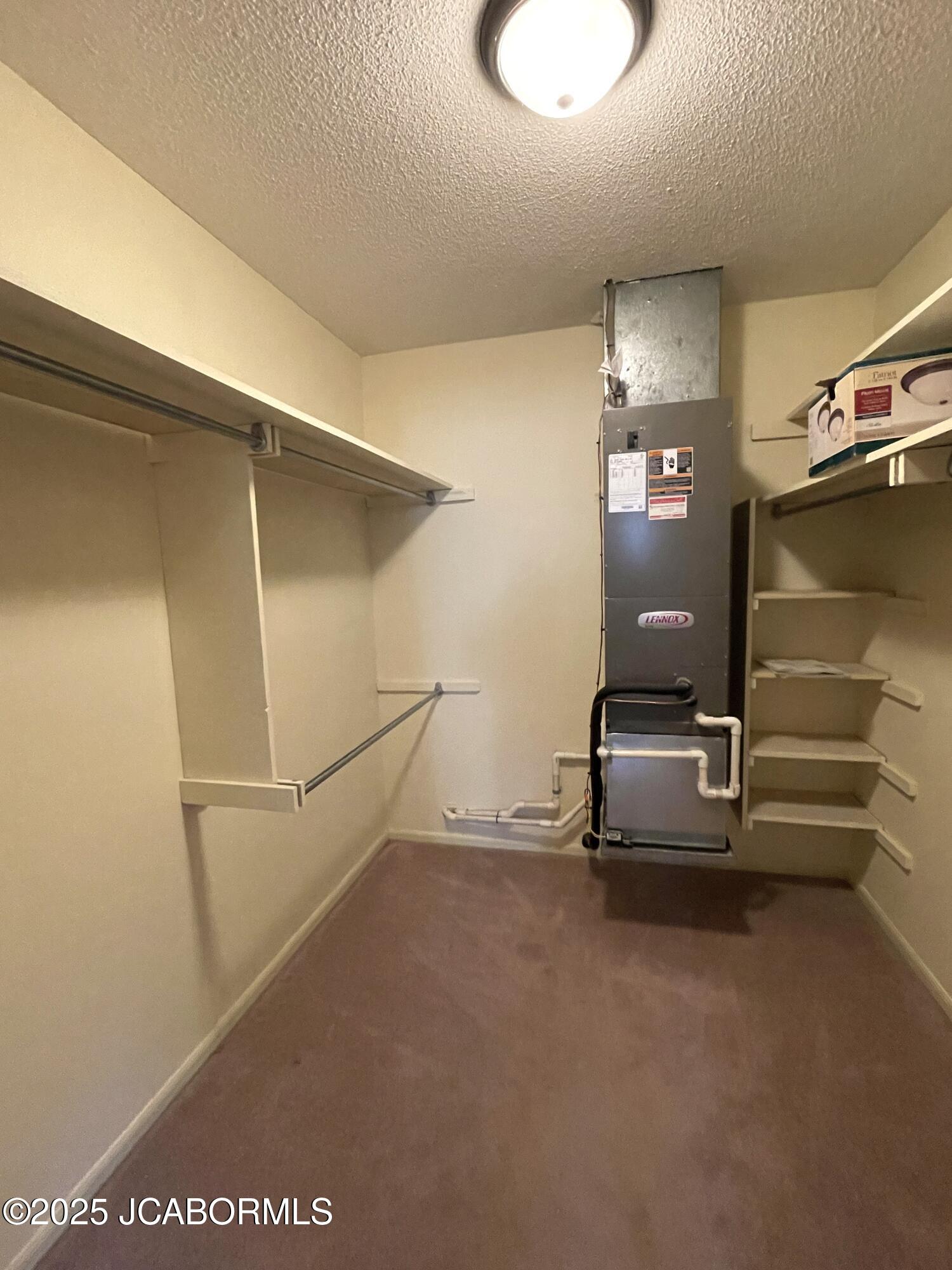 1744 ENGELWOOD DRIVE