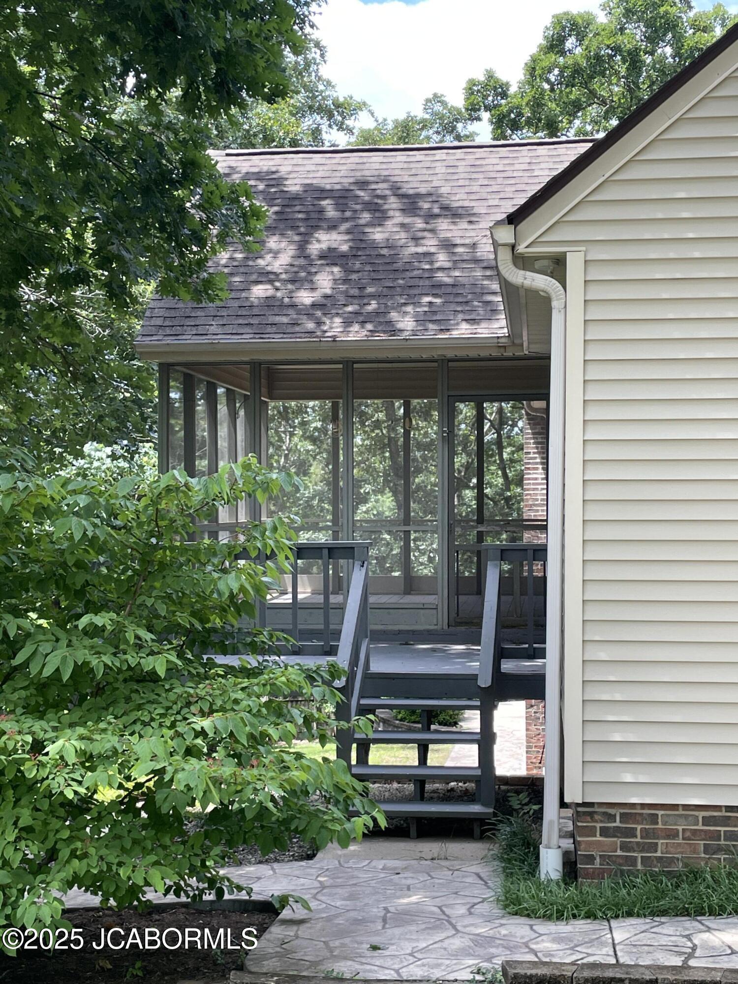 1744 ENGELWOOD DRIVE