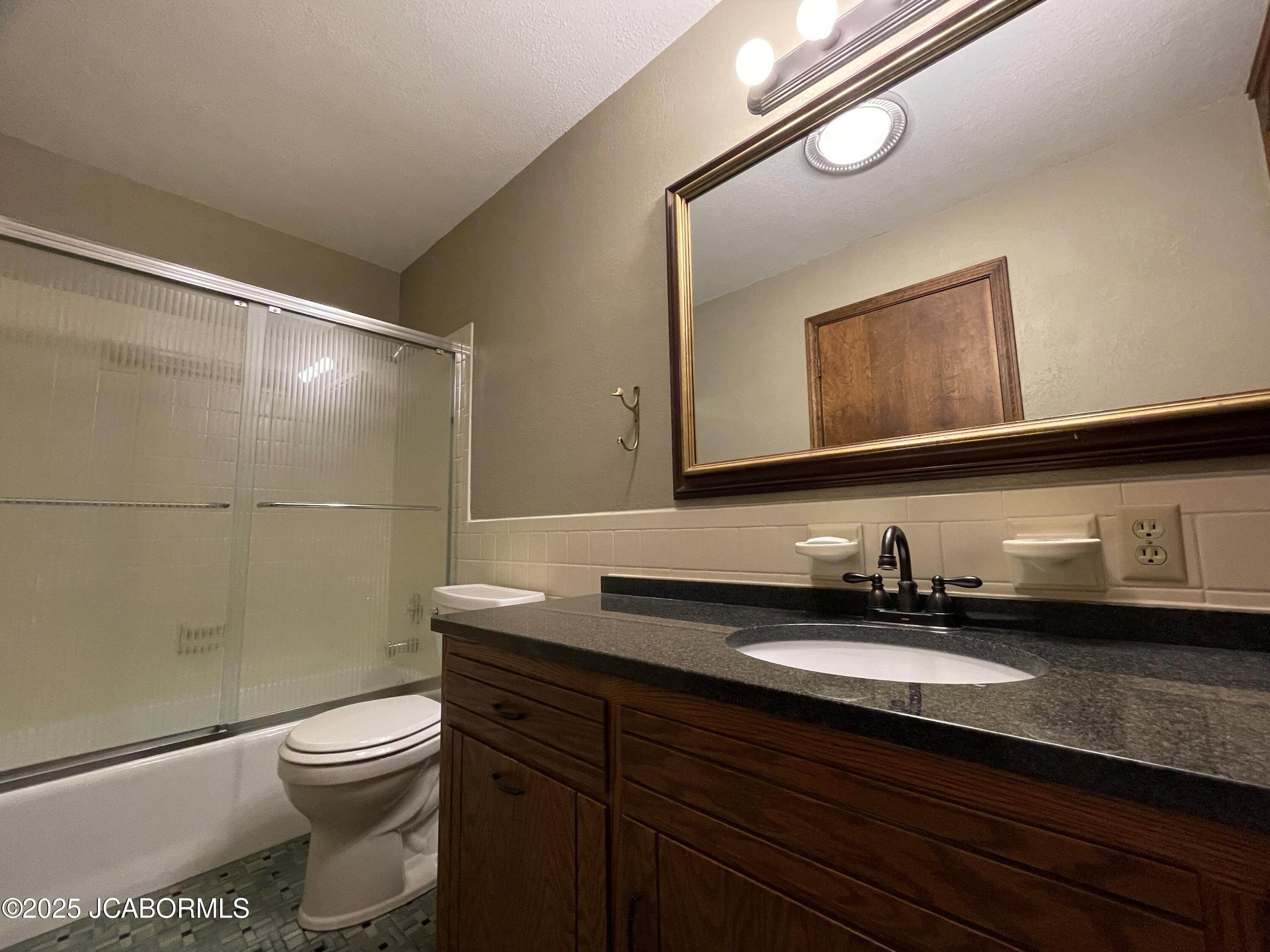 1744 ENGELWOOD DRIVE