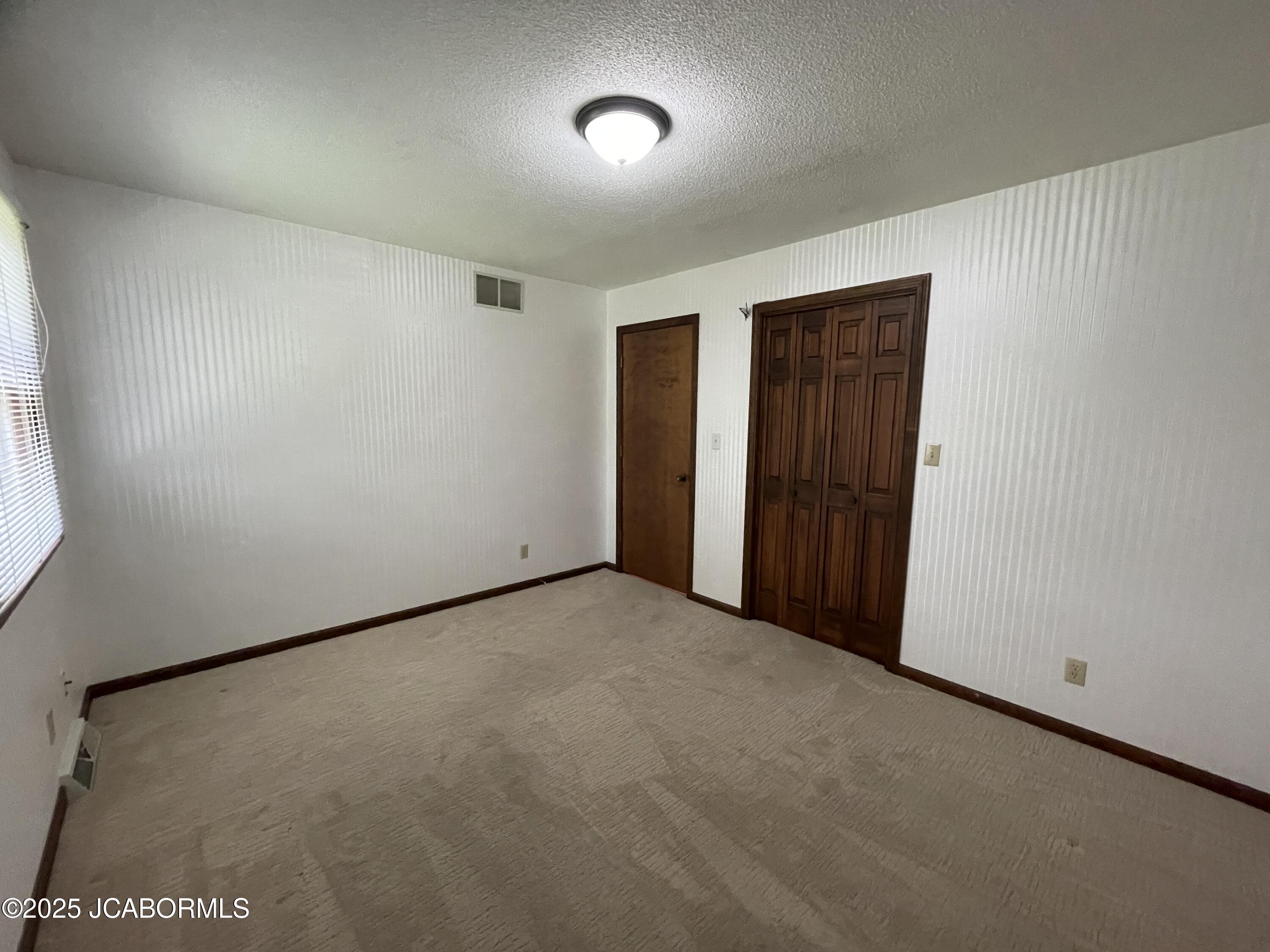 1744 ENGELWOOD DRIVE