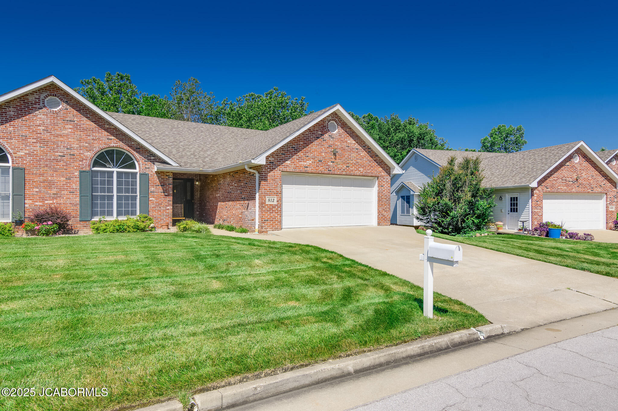812 STRASBURG COURT
