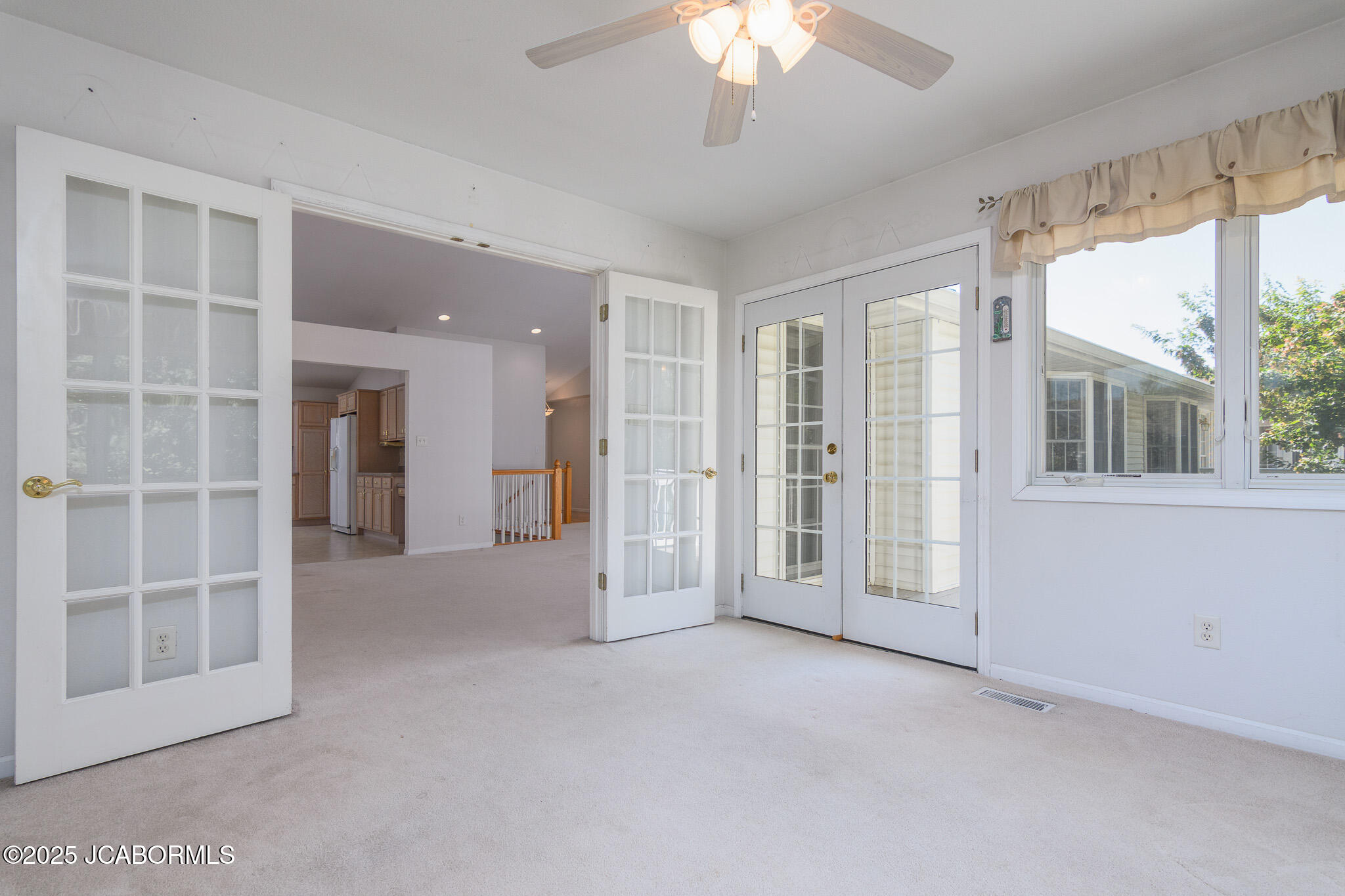 812 STRASBURG COURT