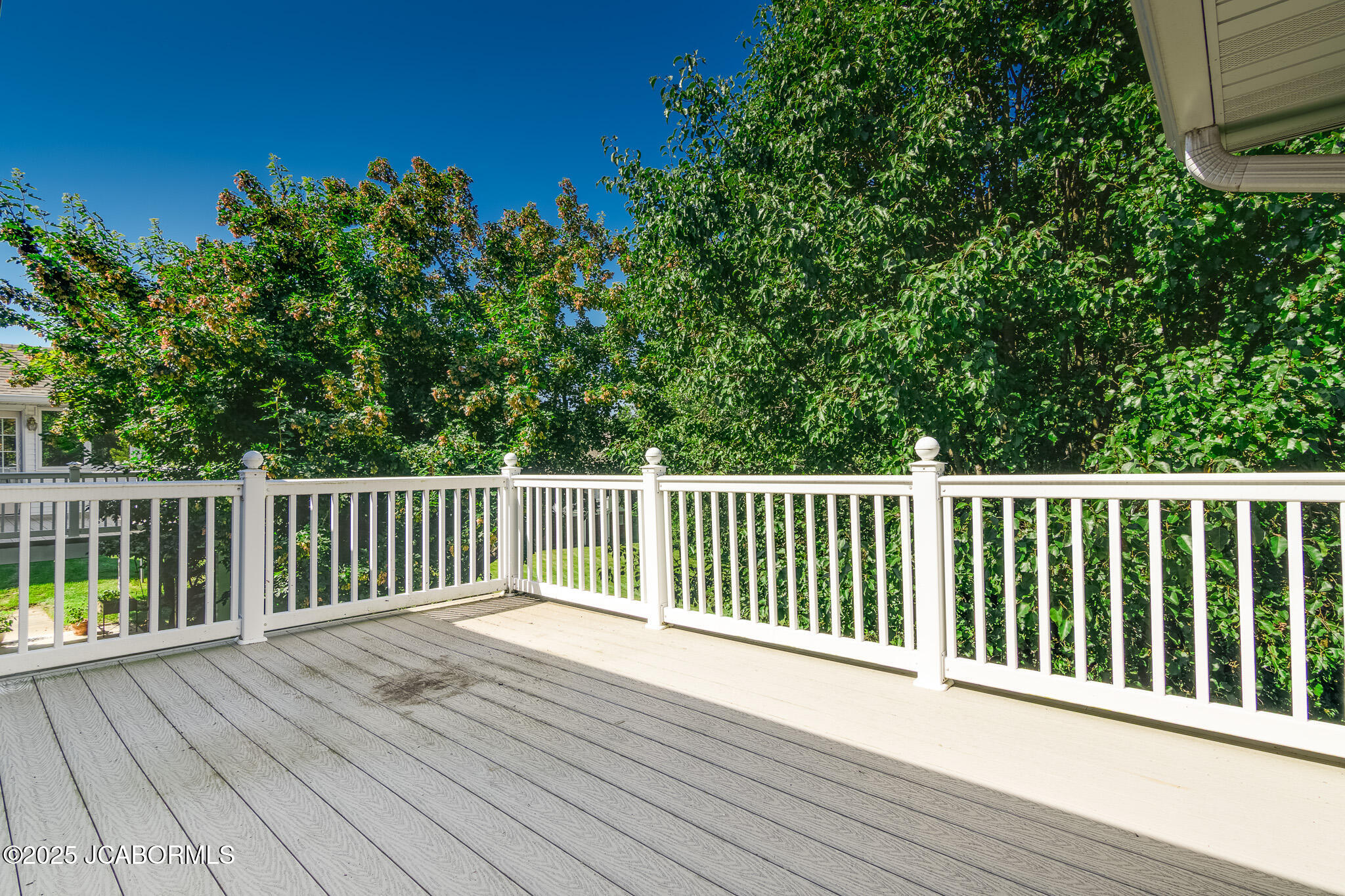 812 STRASBURG COURT