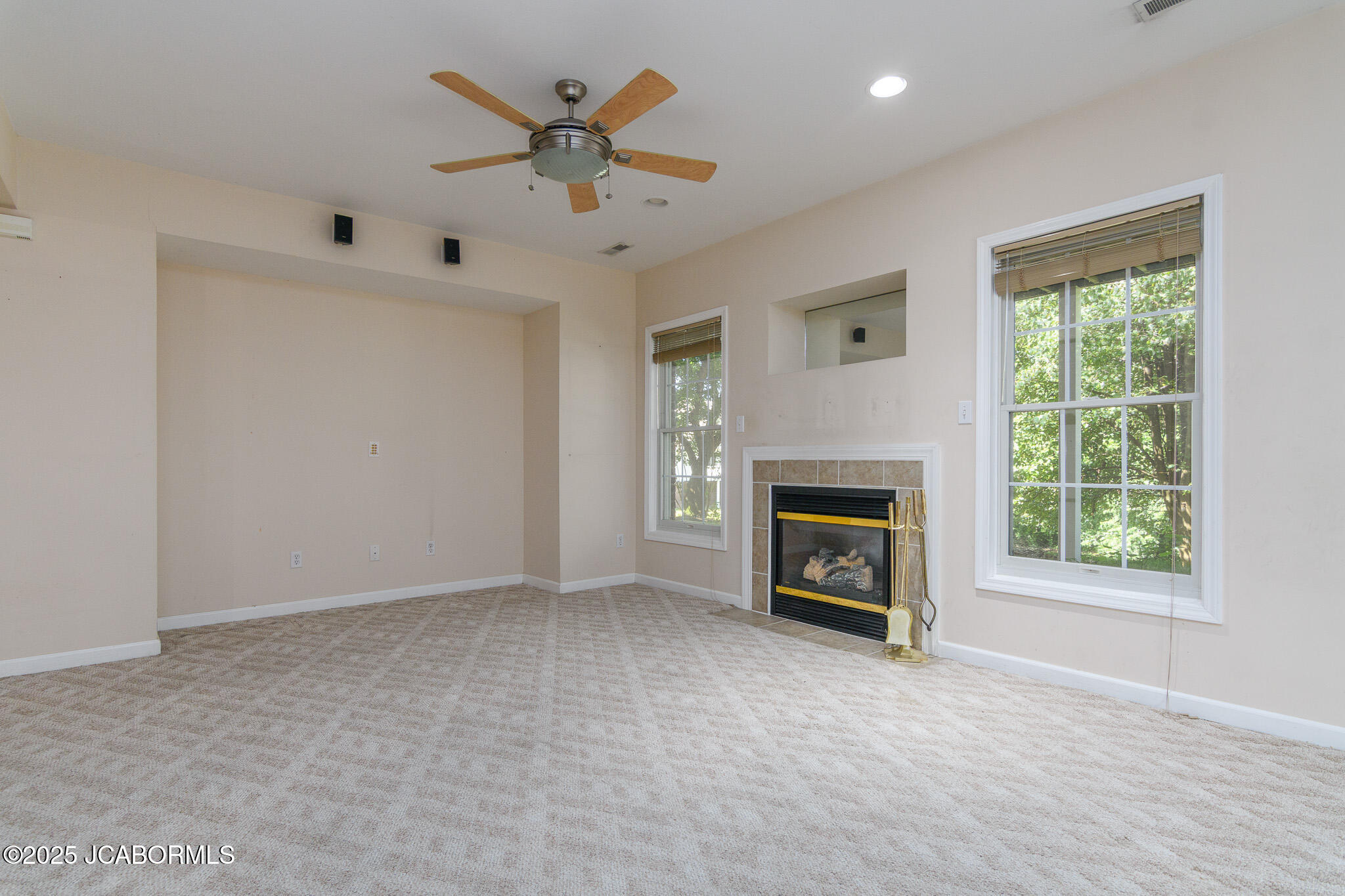 812 STRASBURG COURT