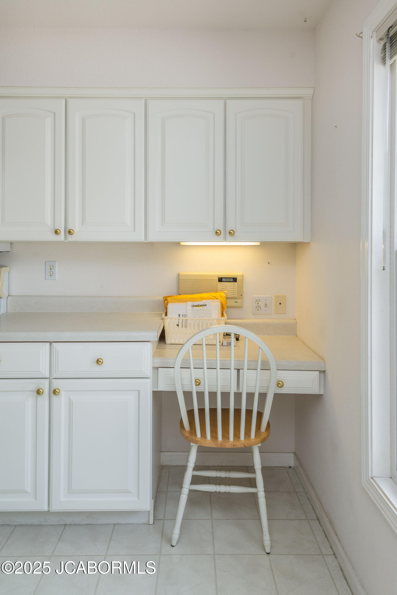 1251 DUANE SWIFT PARKWAY Unit: A