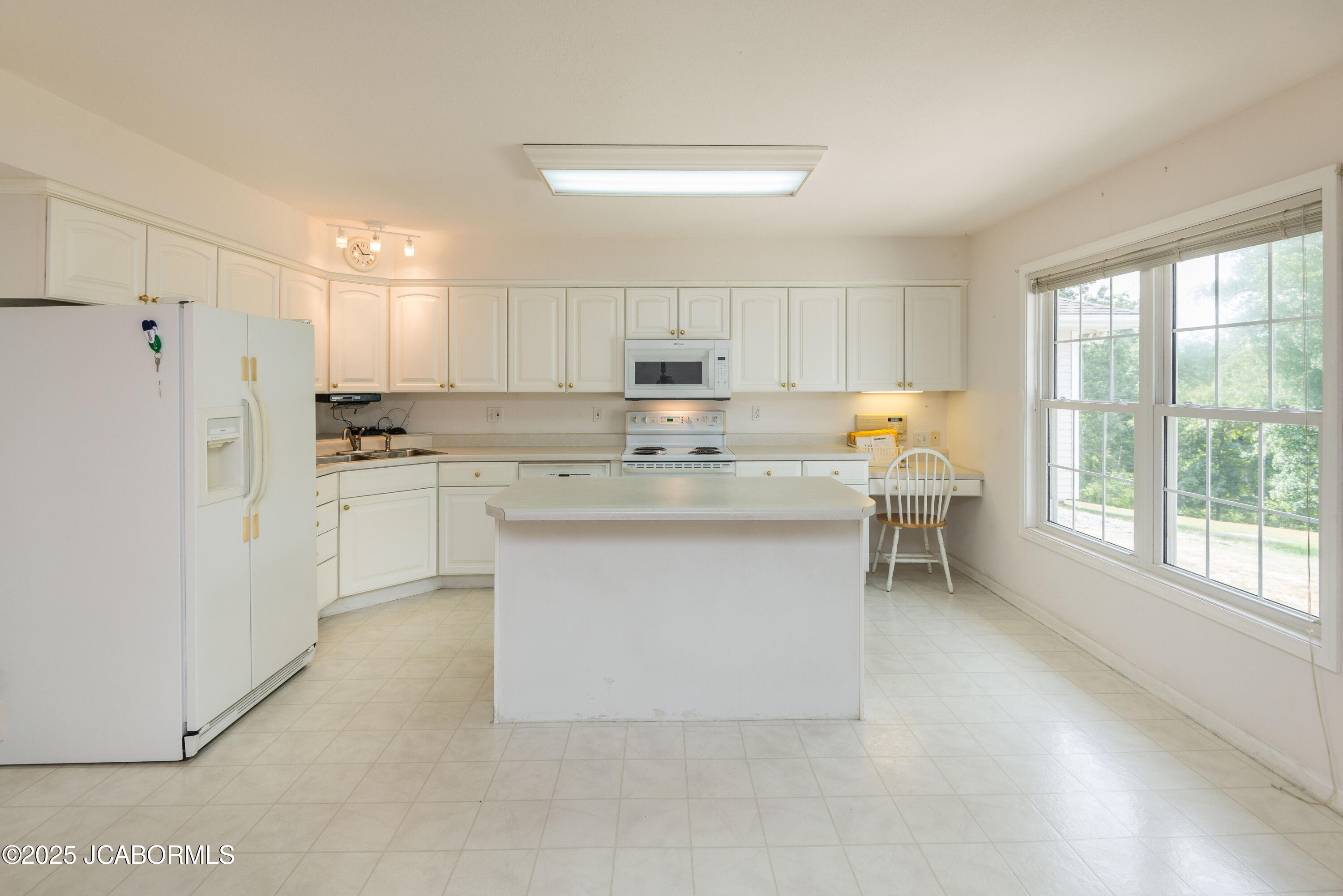 1251 DUANE SWIFT PARKWAY Unit: A