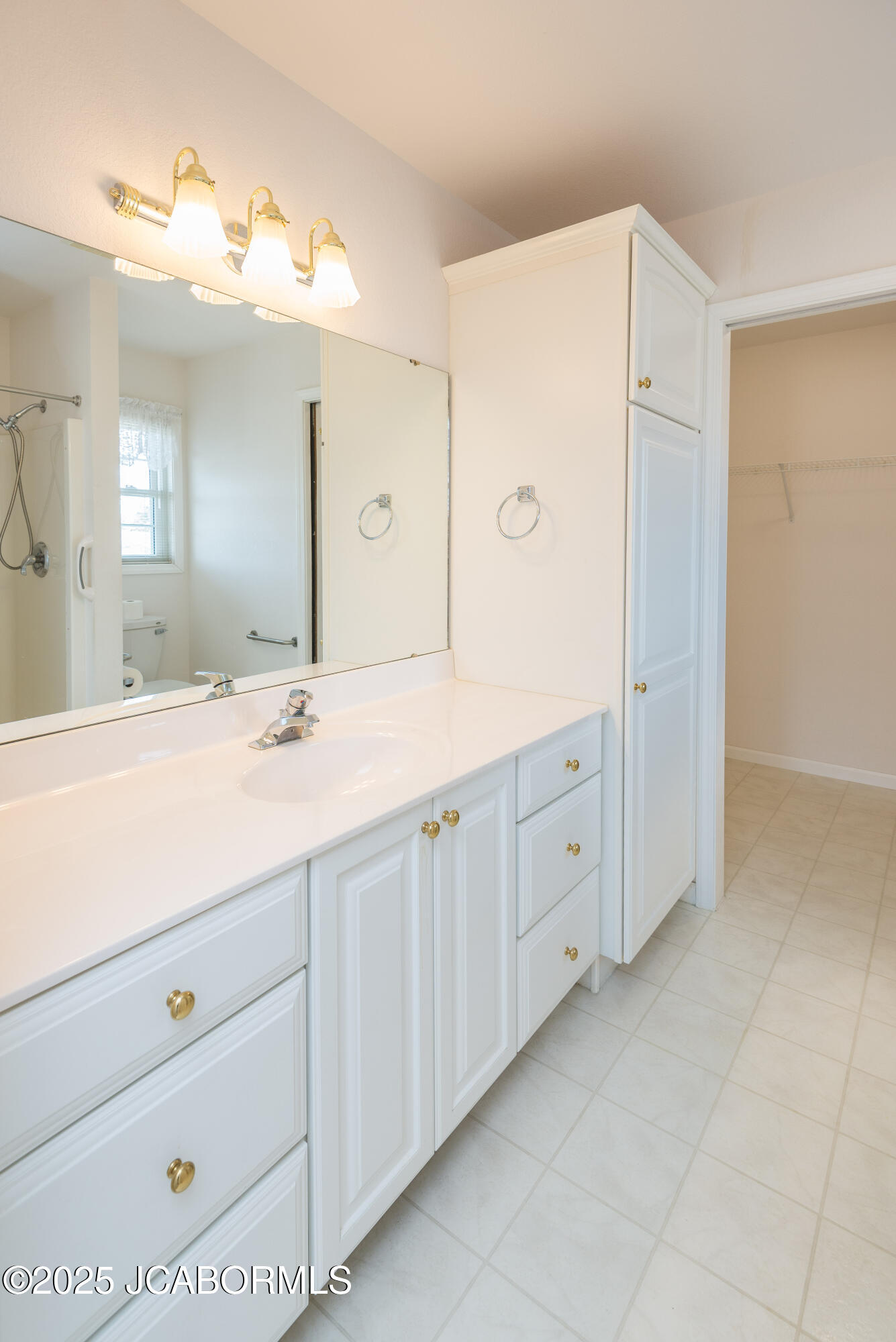 1251 DUANE SWIFT PARKWAY Unit: A