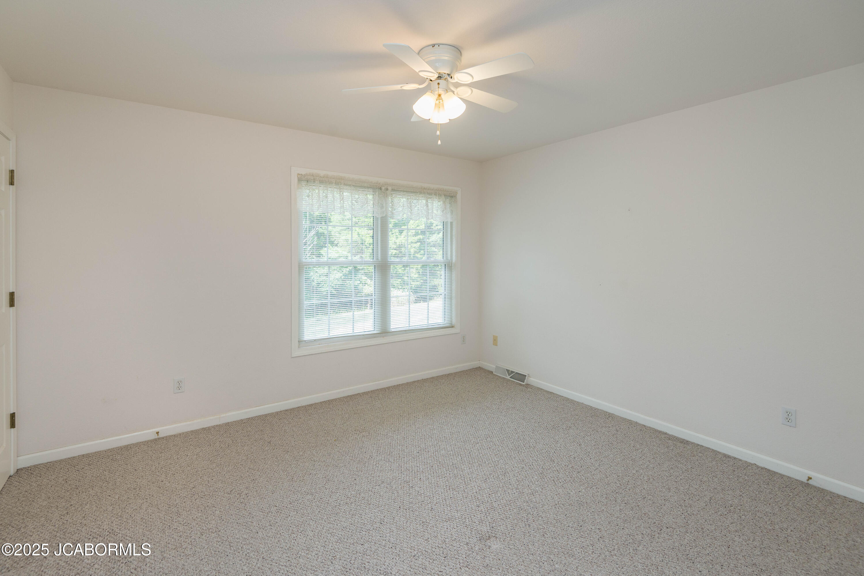 1251 DUANE SWIFT PARKWAY Unit: A