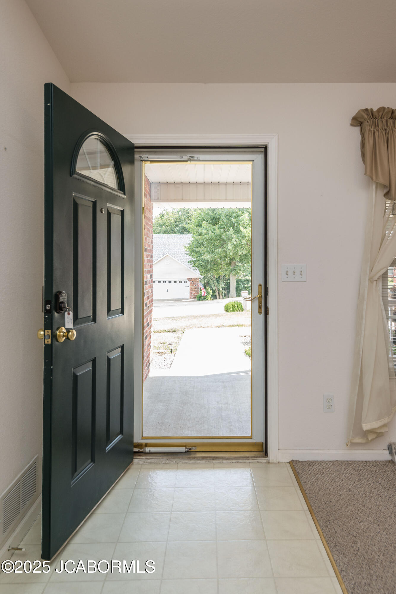 1251 DUANE SWIFT PARKWAY Unit: A