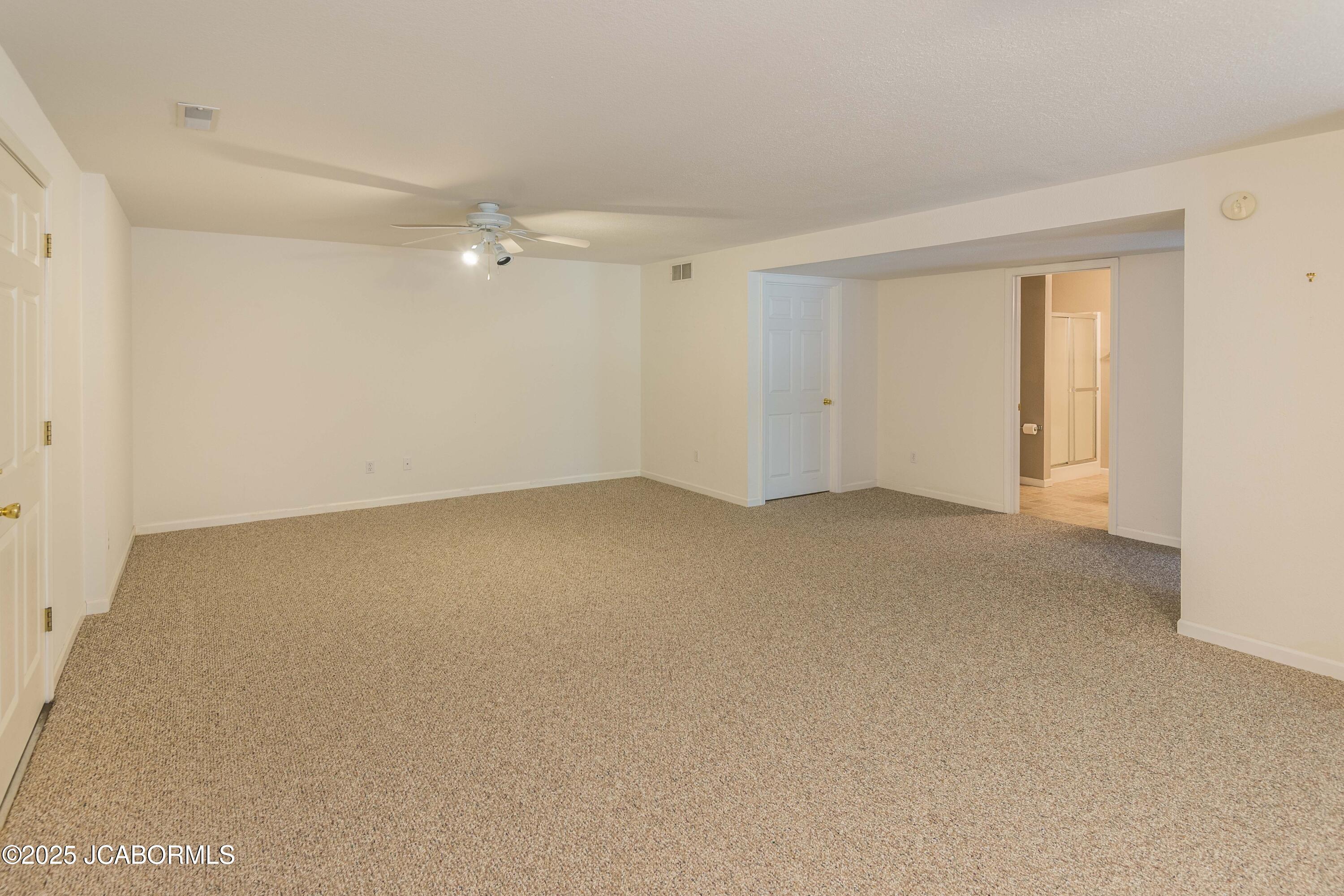 1251 DUANE SWIFT PARKWAY Unit: B